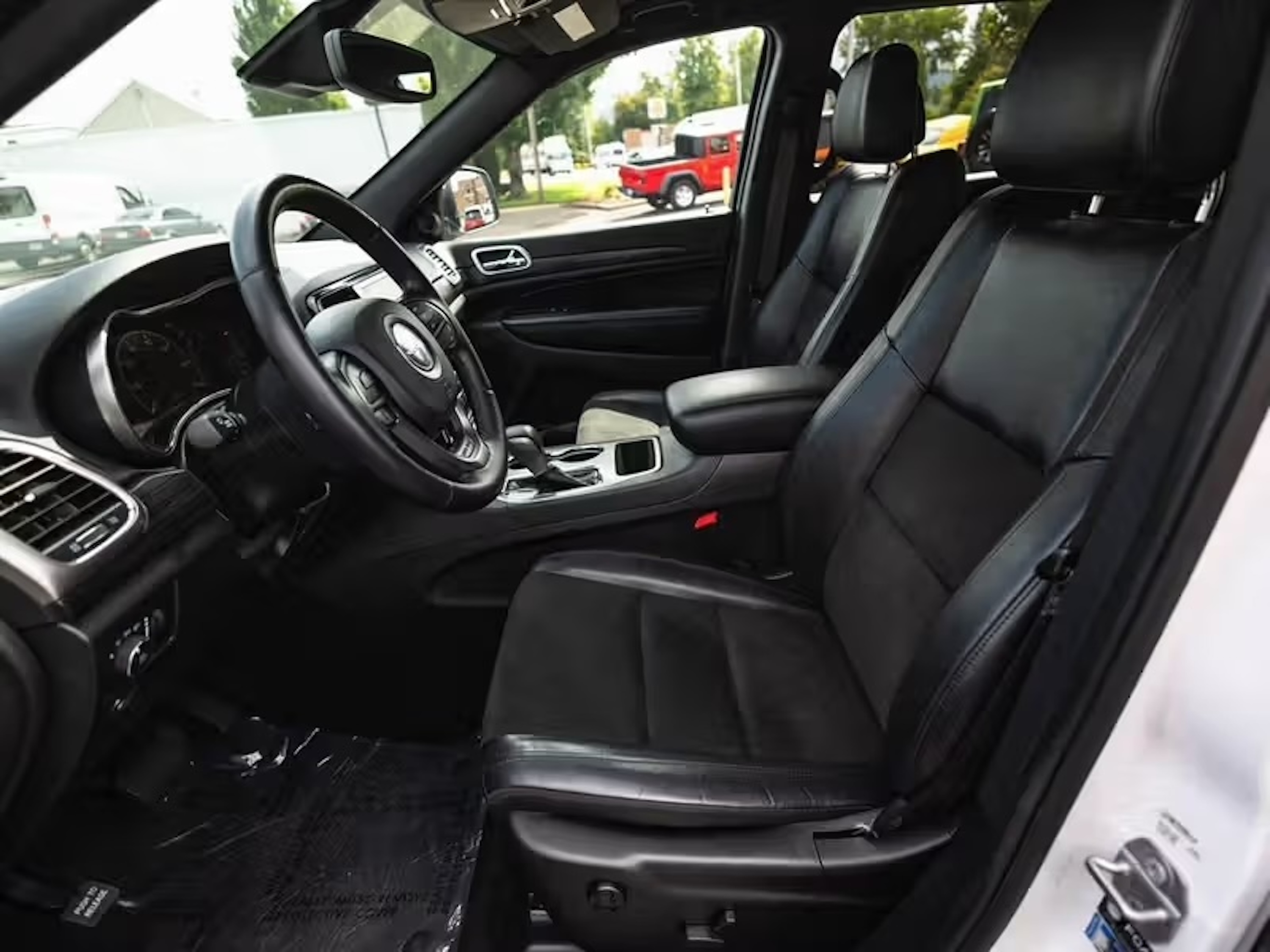 2022 Jeep Grand Cherokee Laredo X