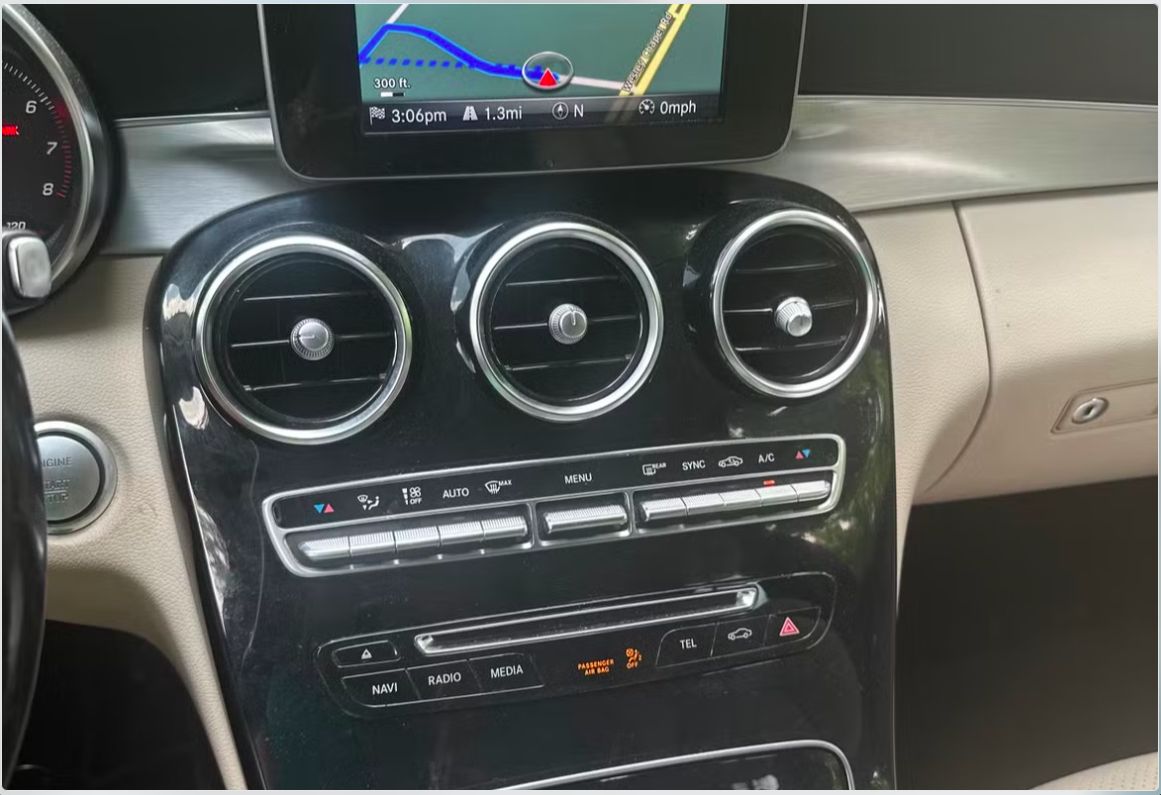 2016 Mercedes-Benz C 300 Sedan