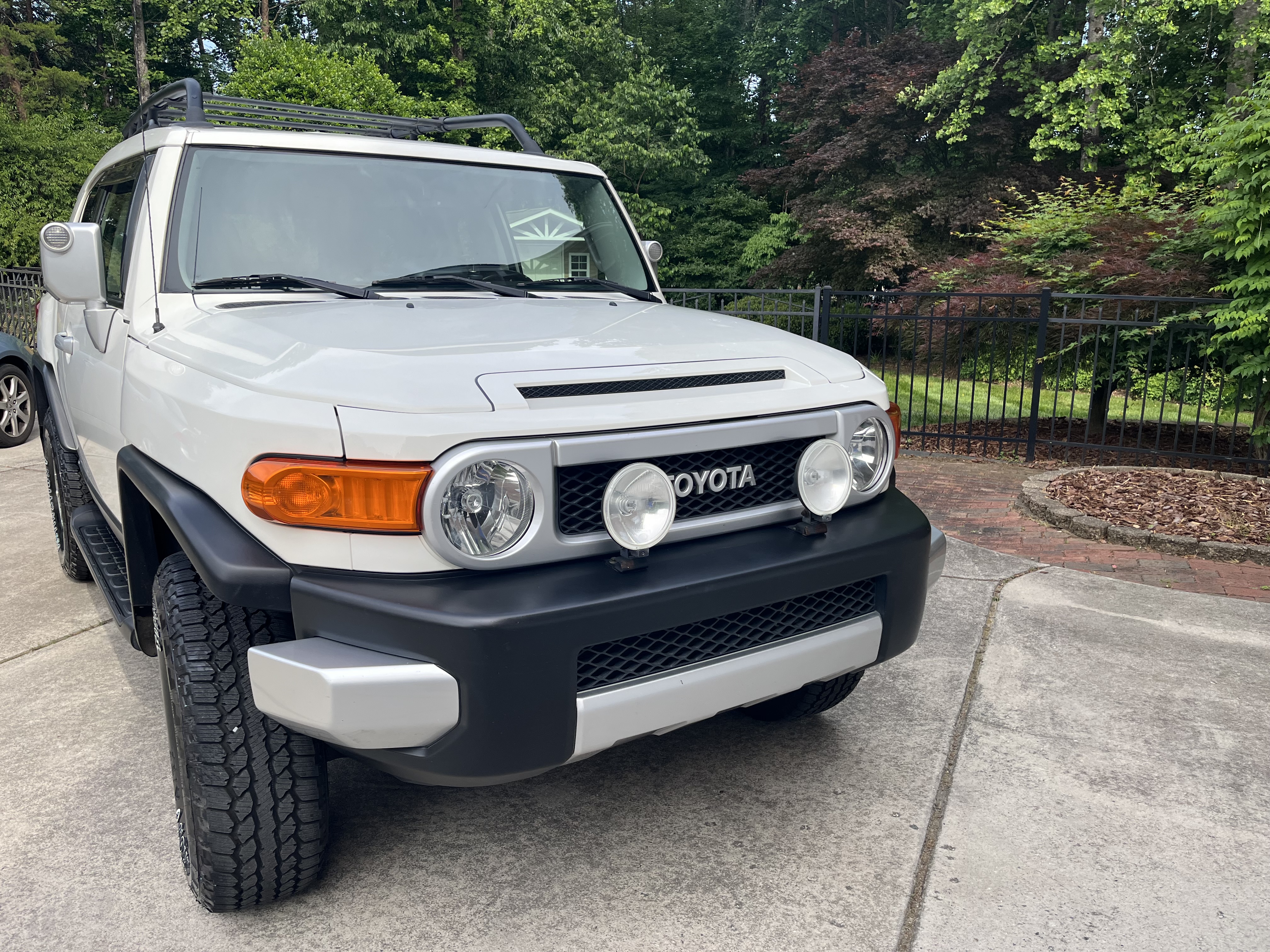 Used 2012 Toyota FJ Cruiser 4WD w/ Upgrade Pkg