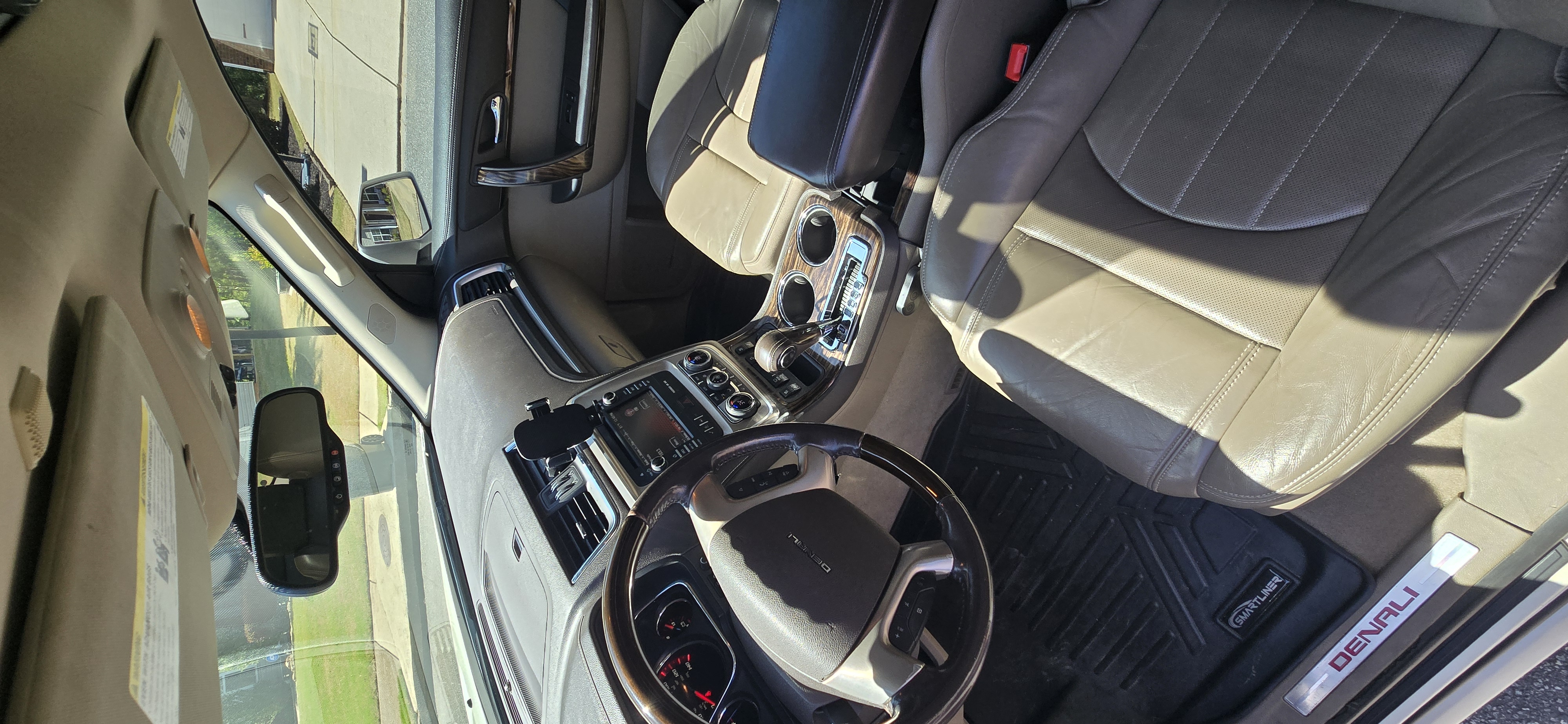 2013 GMC Acadia Denali