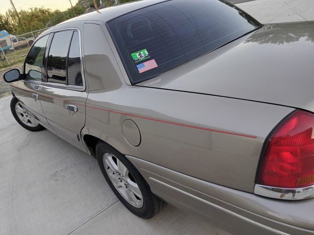 Used 2003 Ford Crown Victoria for Sale - Kelley Blue Book