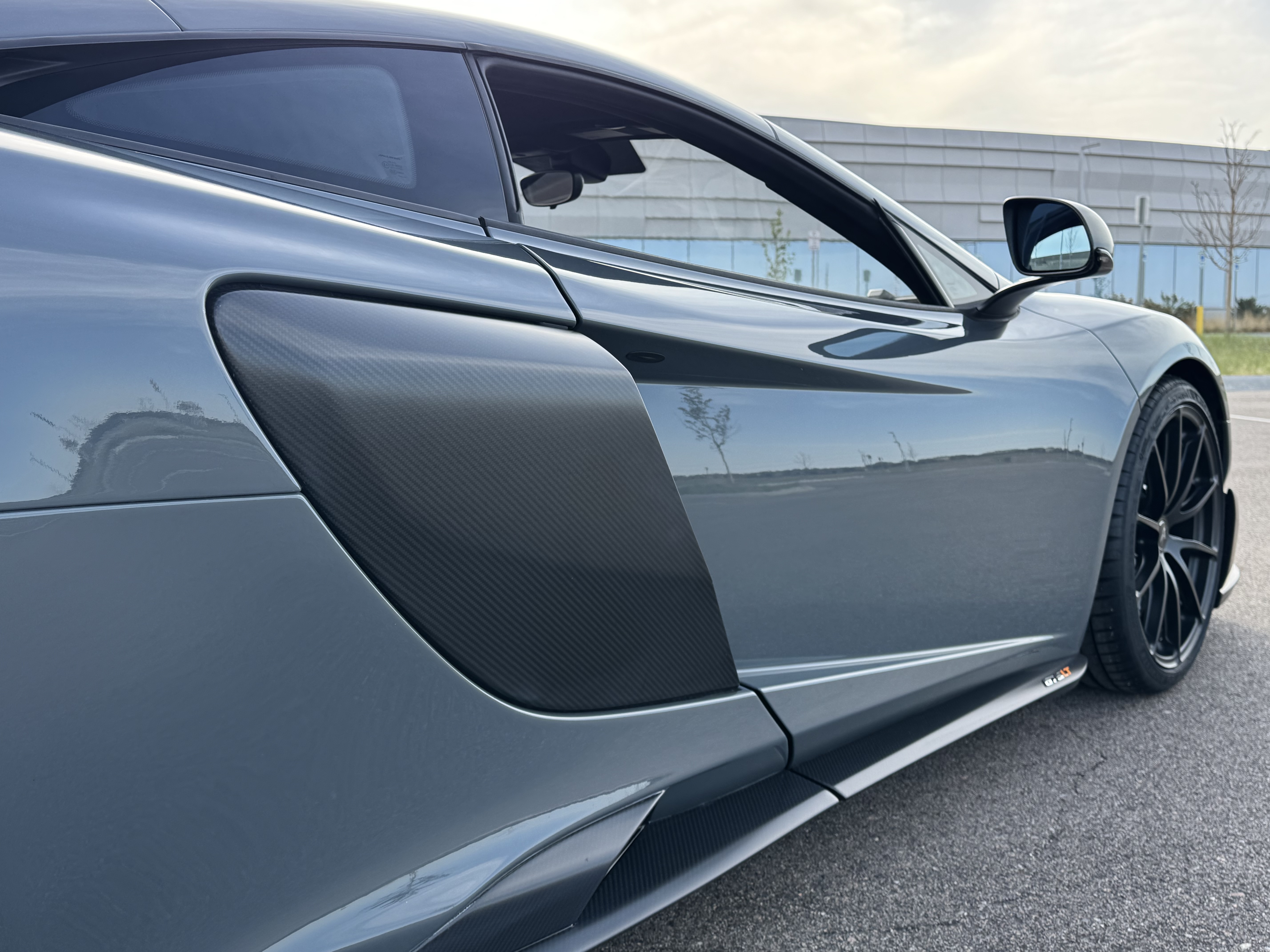 Used 2016 McLaren 675LT Coupe photo 14
