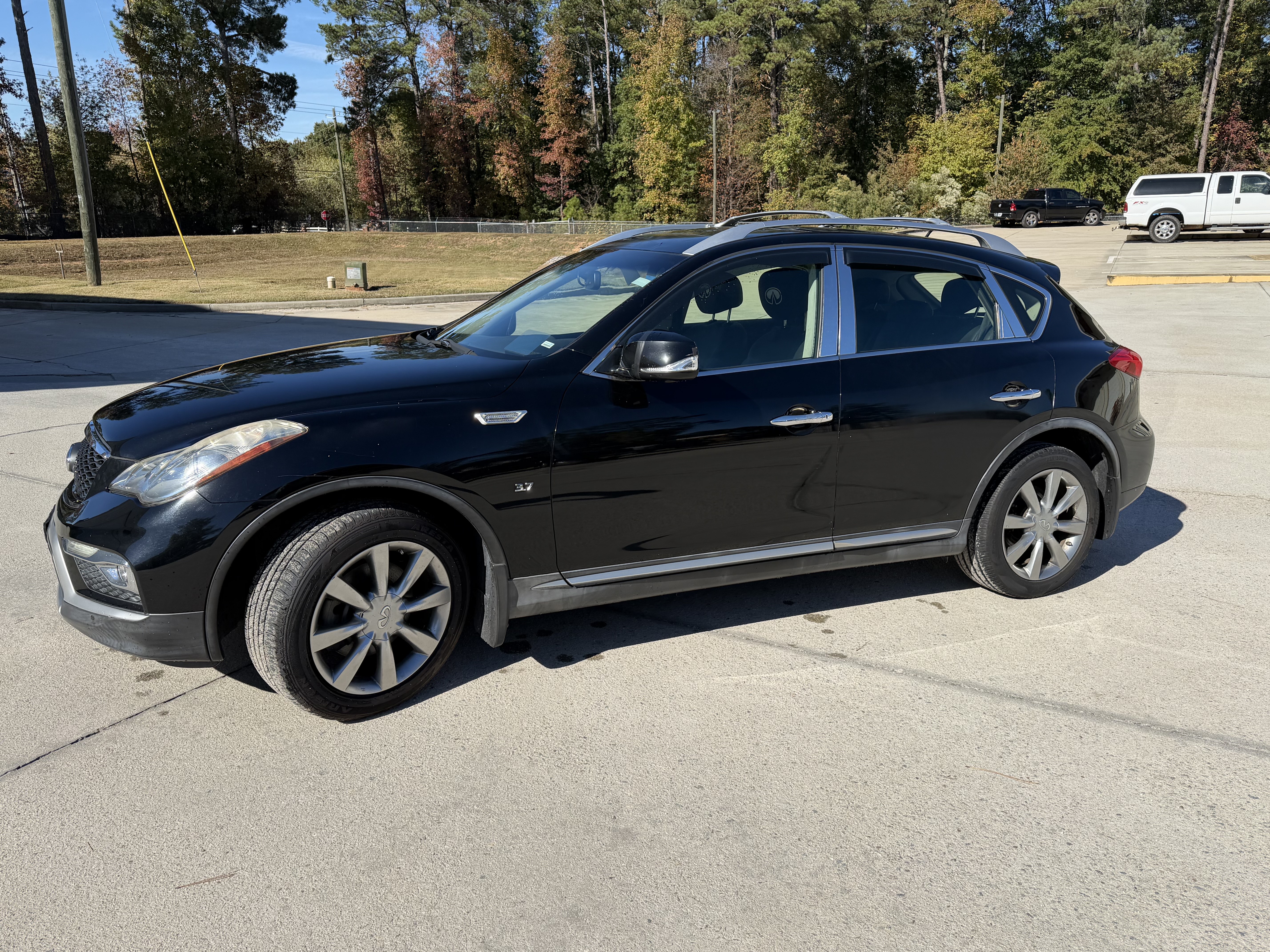 Used 2017 INFINITI QX50 2WD w/ Premium Plus Package