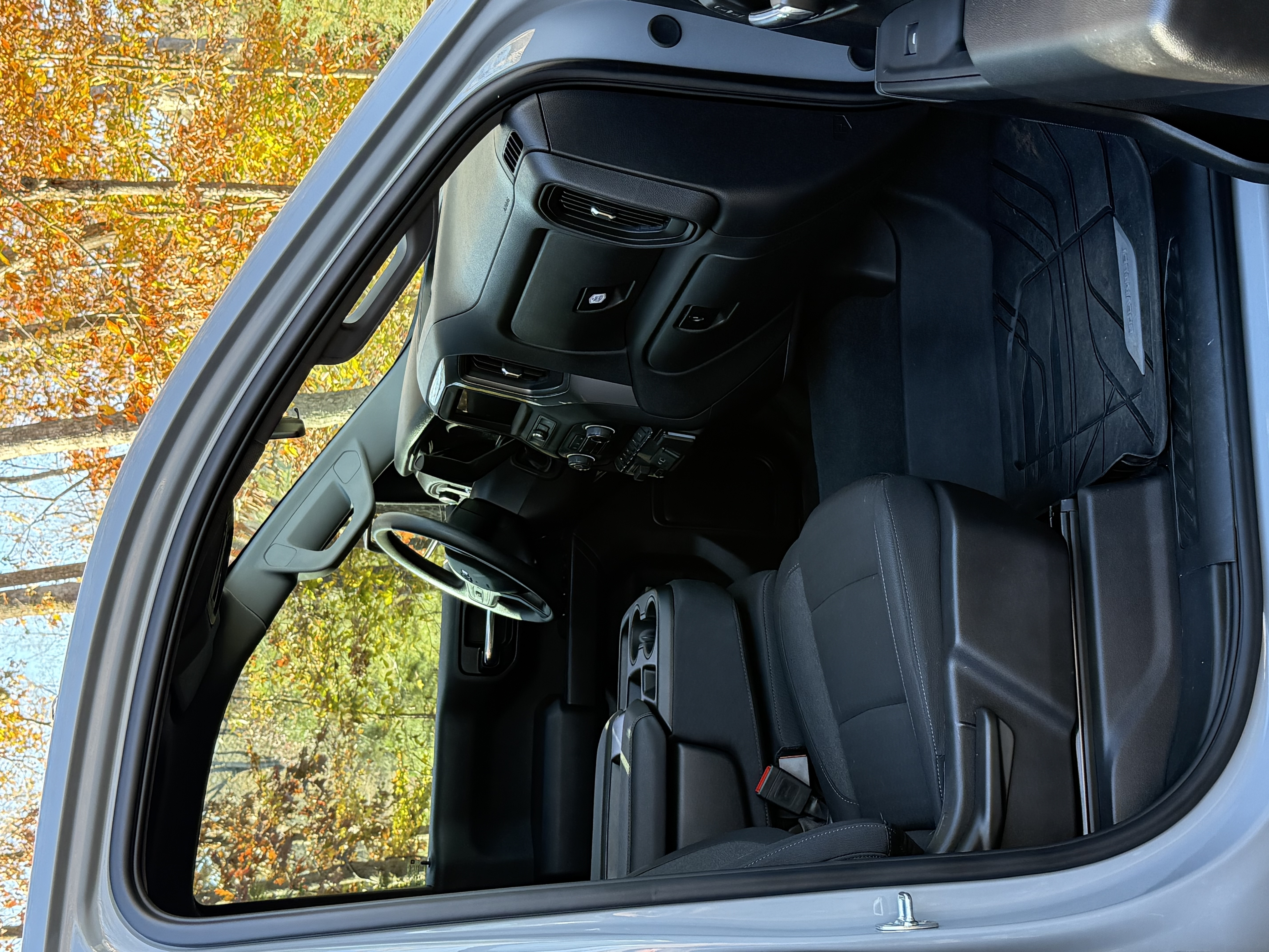 2025 Chevrolet Silverado 1500 Custom Trail Boss