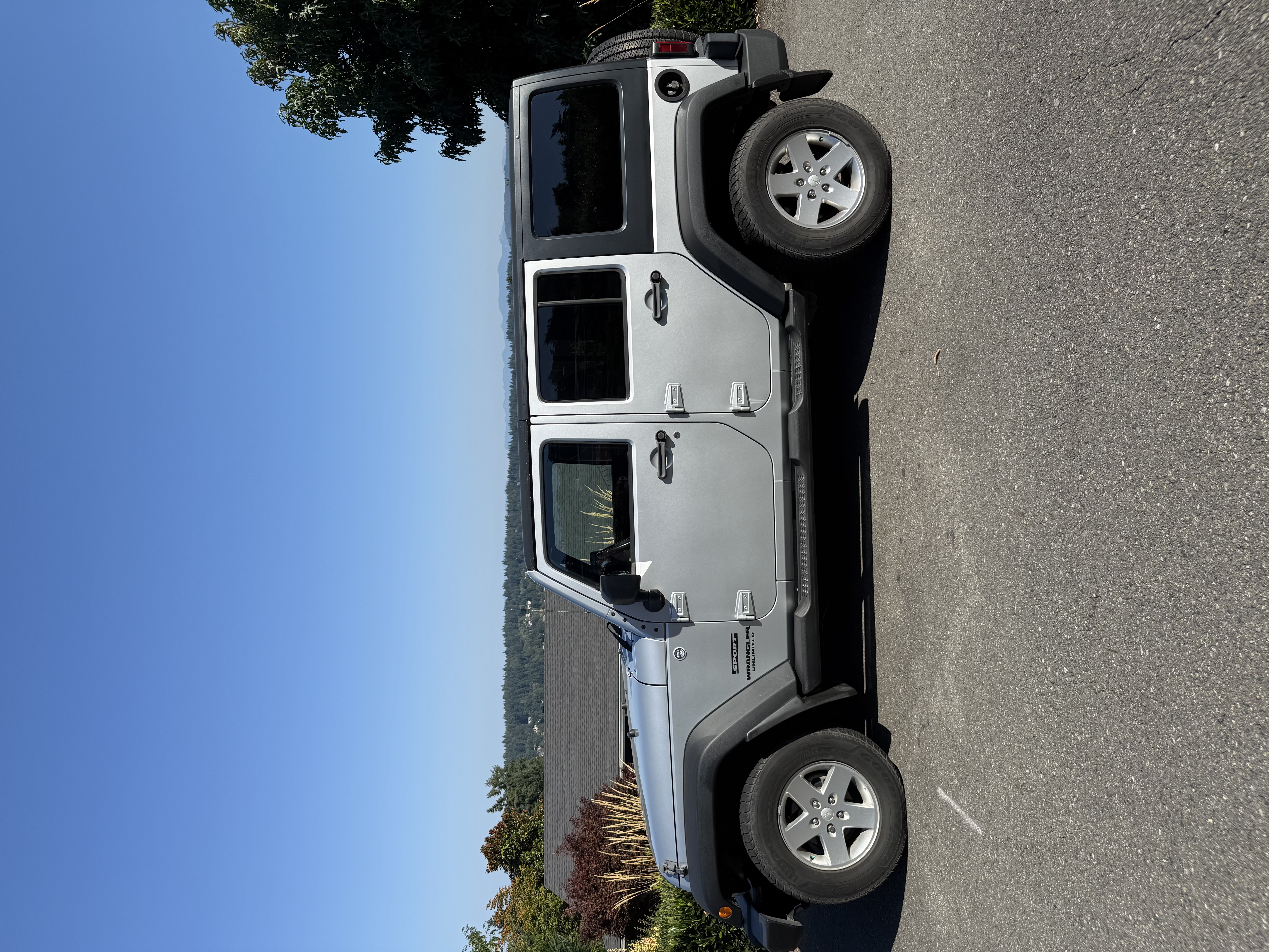 2011 Jeep Wrangler Unlimited Sport