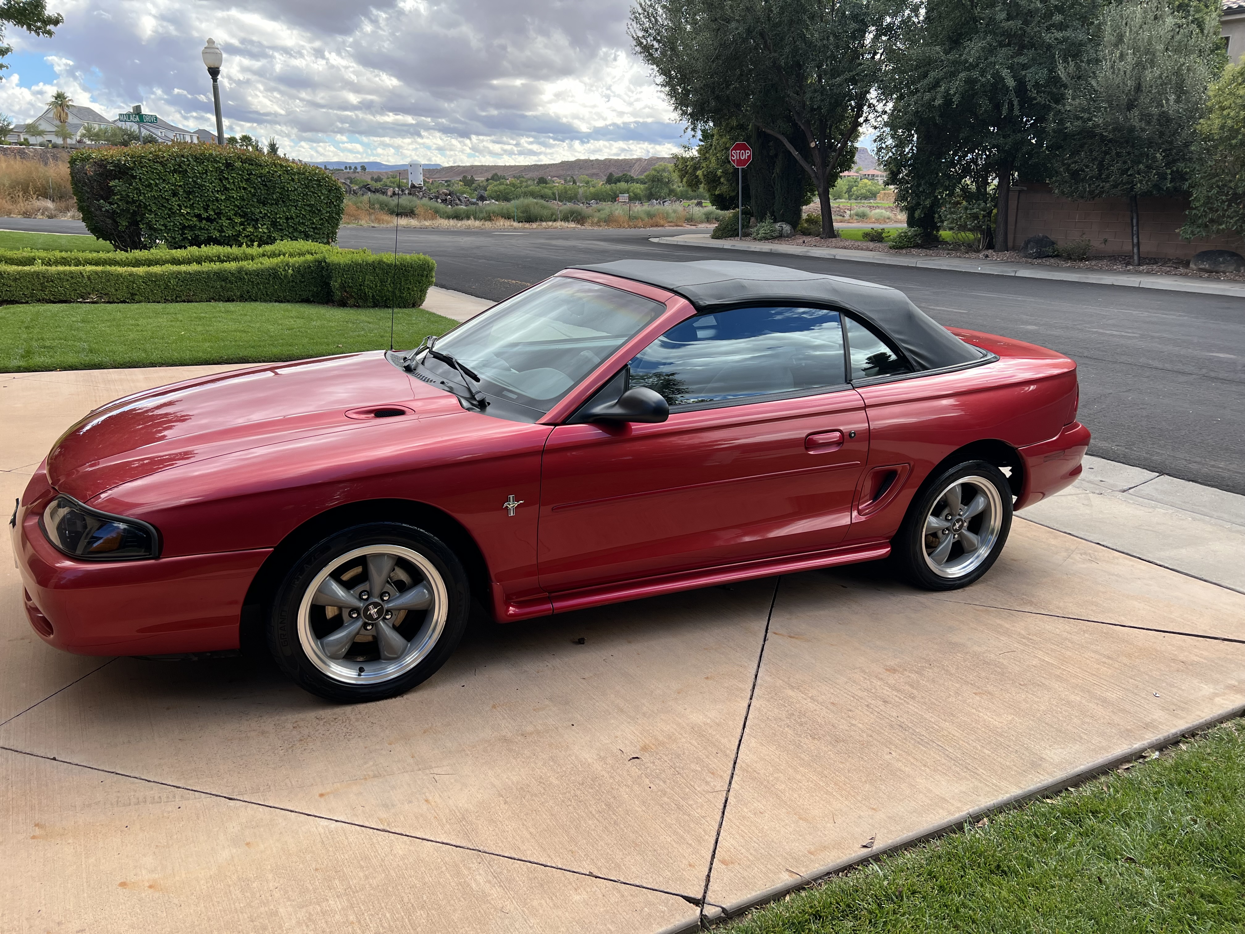 Used 1996 Ford Mustang Convertible 2D