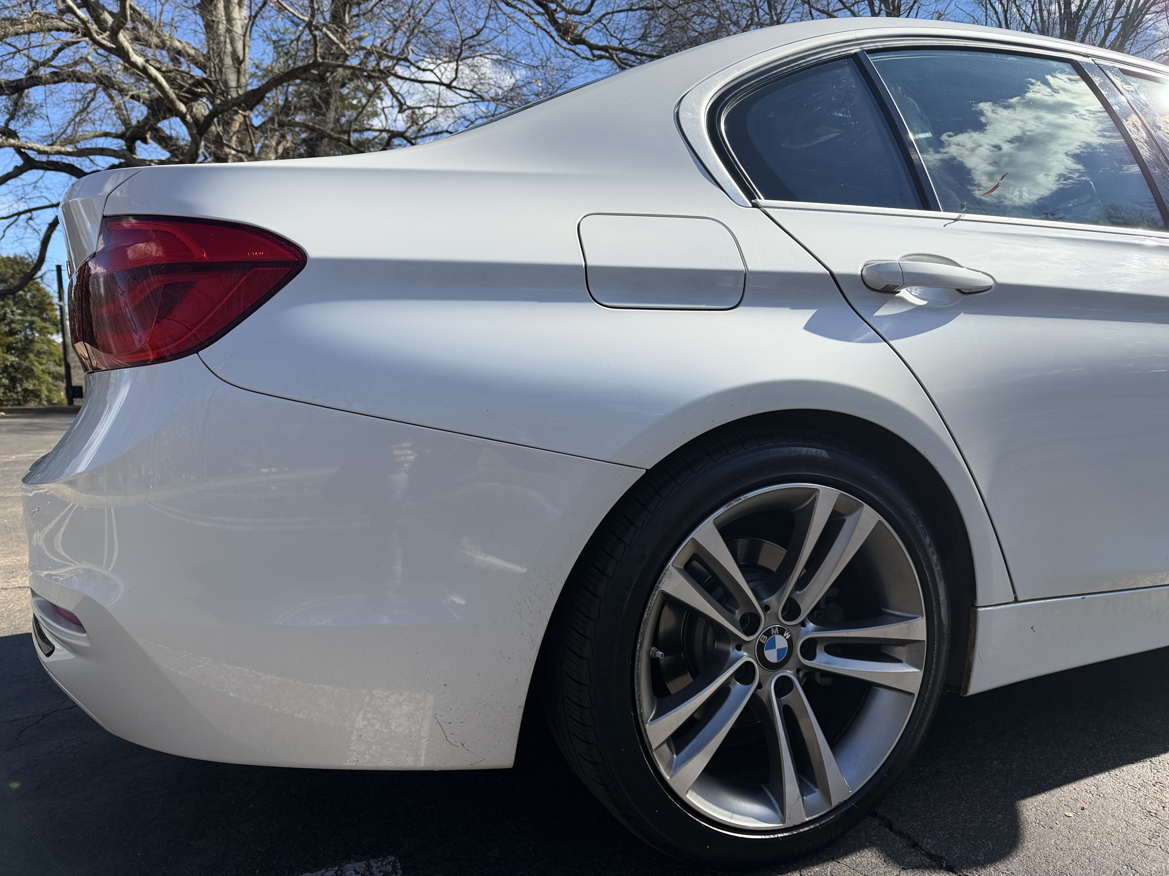 2018 BMW 330i Sedan