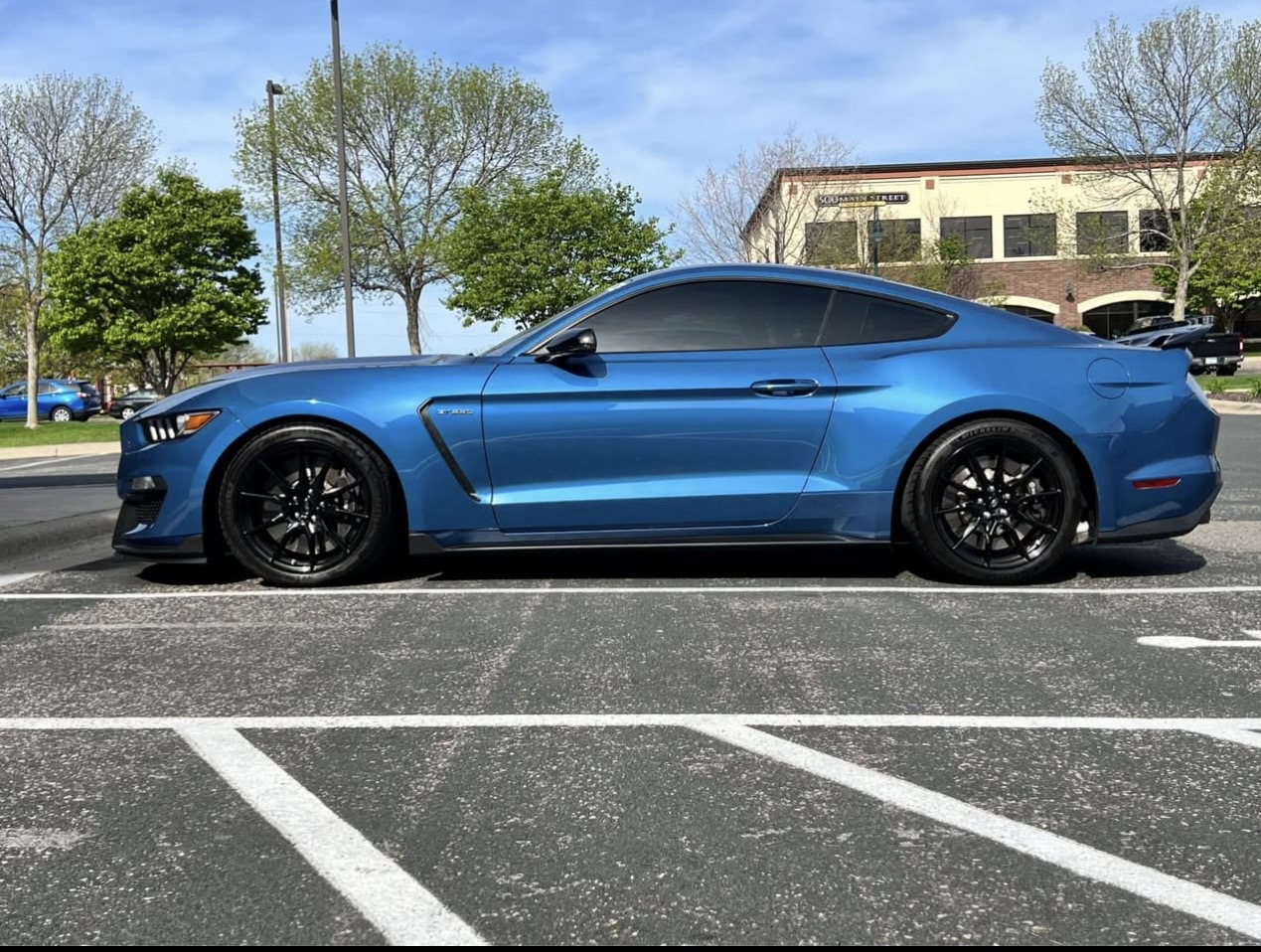 Used 2019 Ford Mustang Shelby GT350 w/ Technology Package