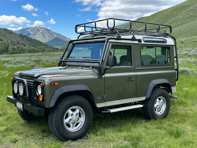 The Unexpected History of the Land Rover Defender in the U.S. - Autotrader