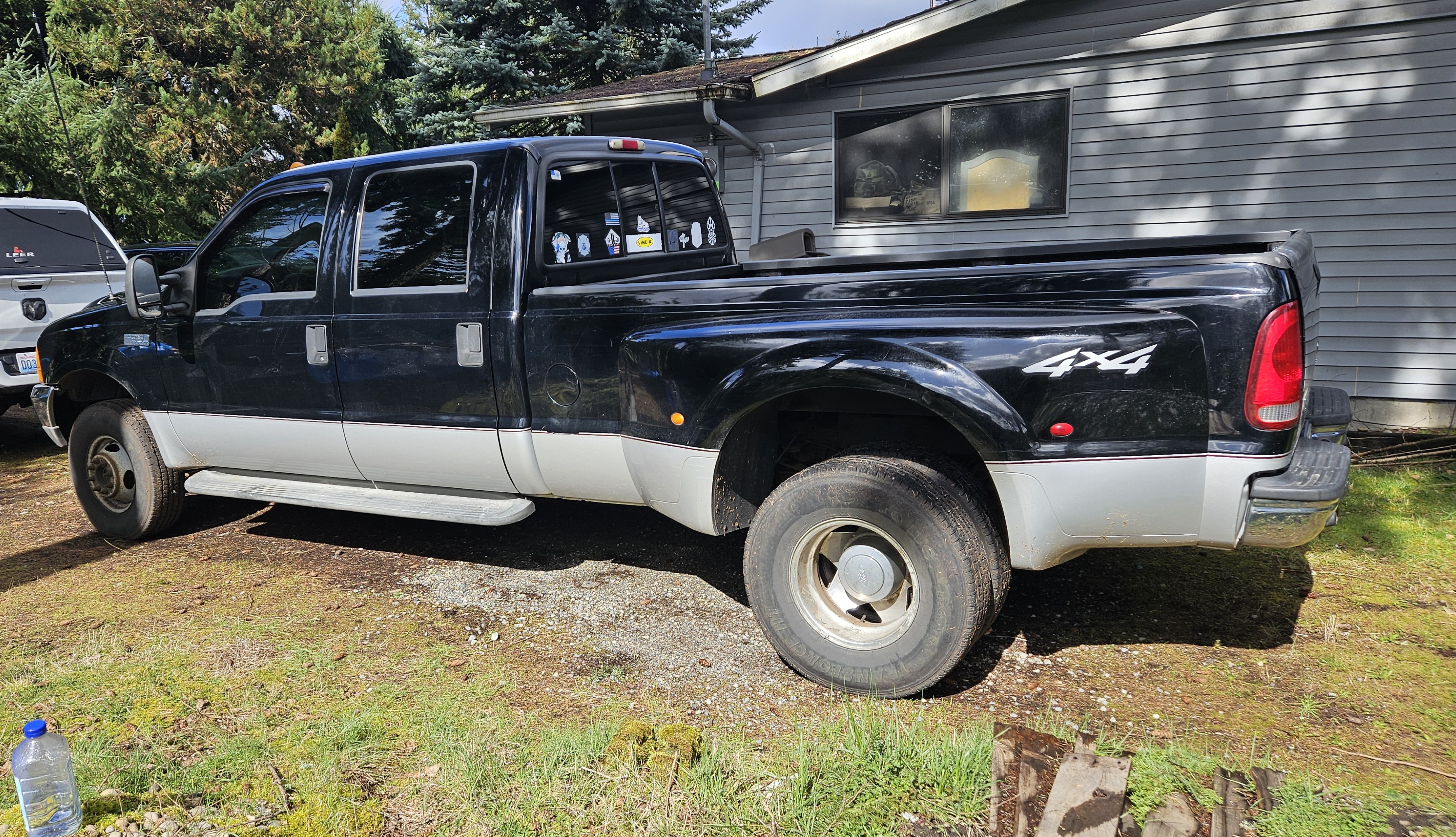 2001 Ford F350 4x4 Crew Cab DRW Super Duty