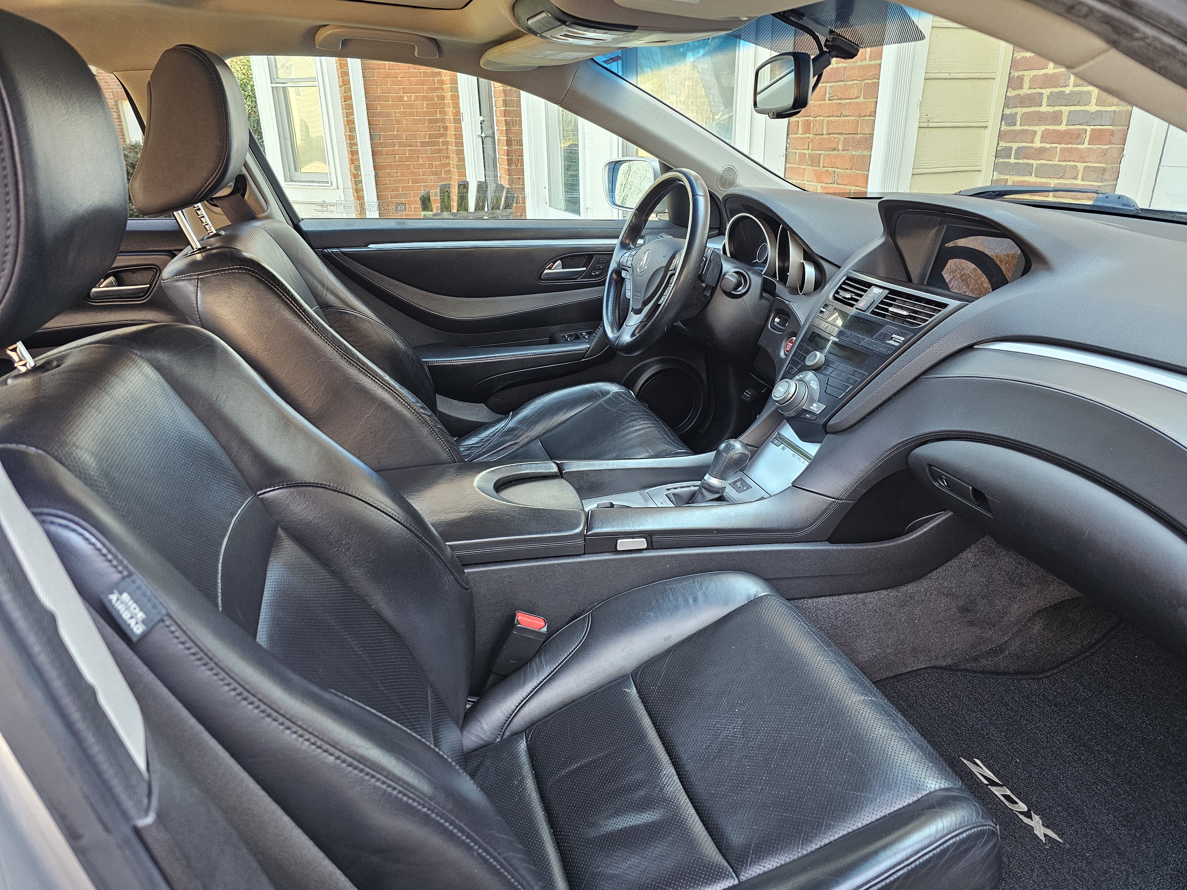 2010 Acura ZDX w/ Technology Package