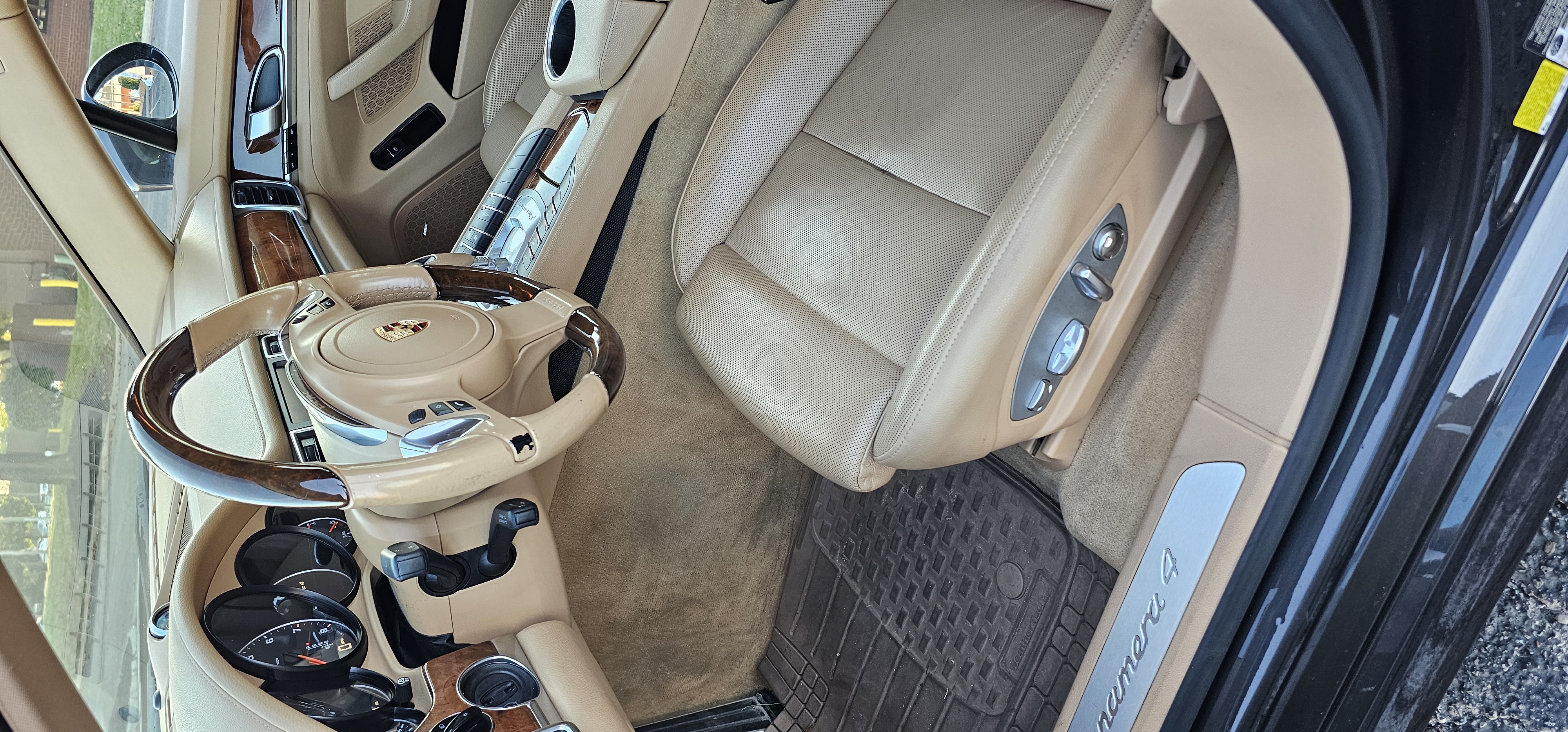 2012 Porsche Panamera 4