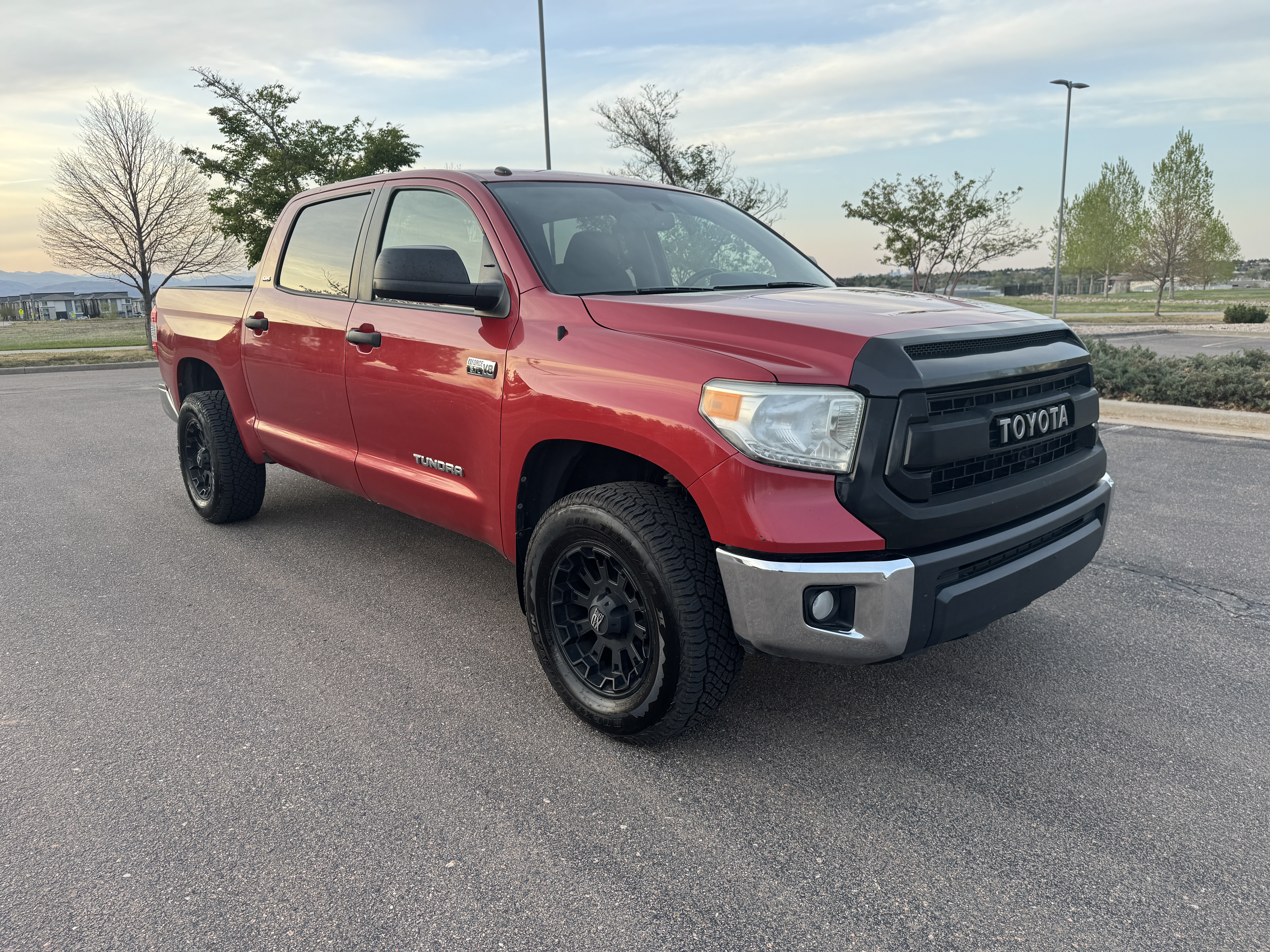 2014 Toyota Tundra SR5