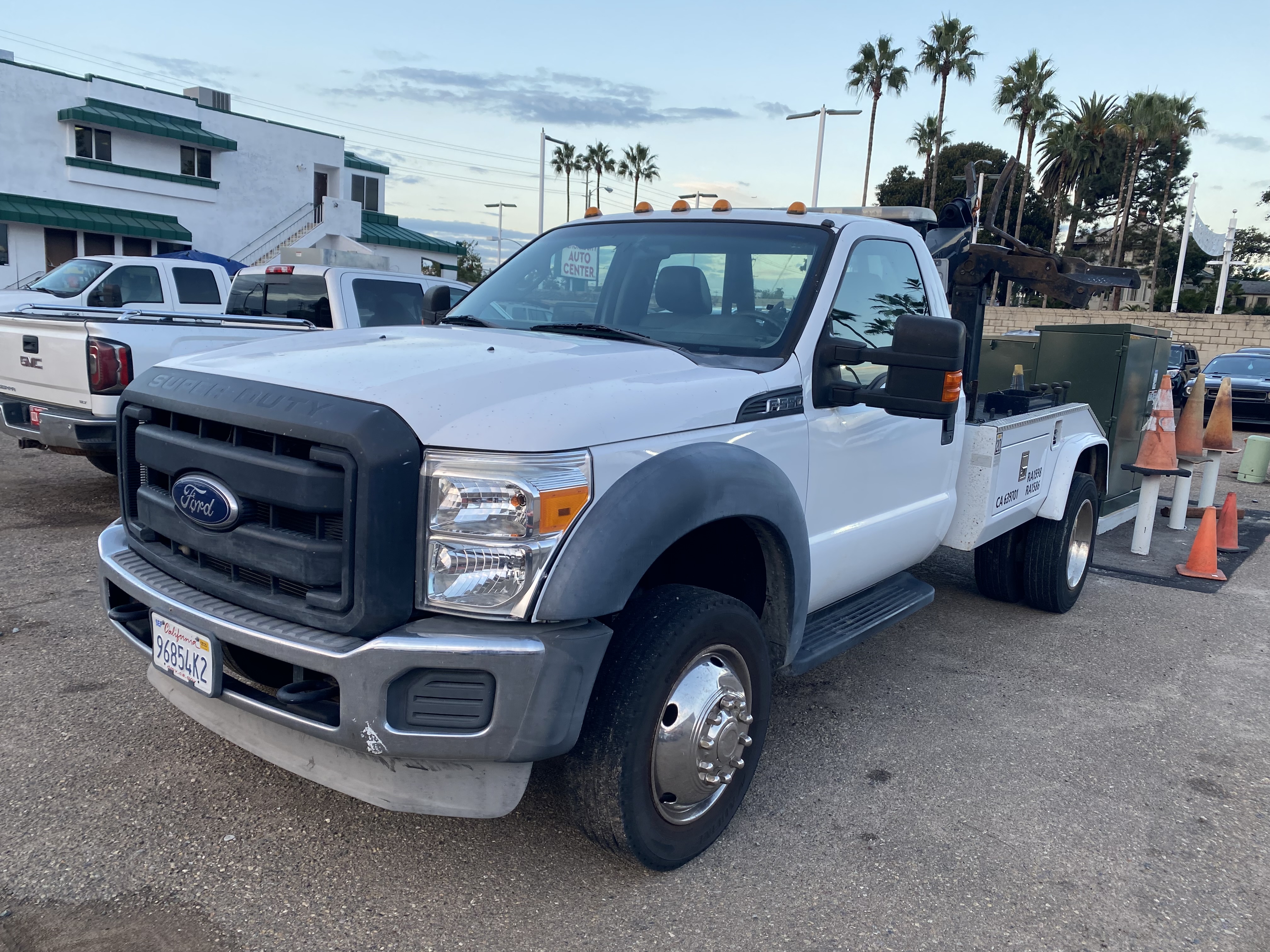 2015 Ford F550 2WD Regular Cab Super Duty