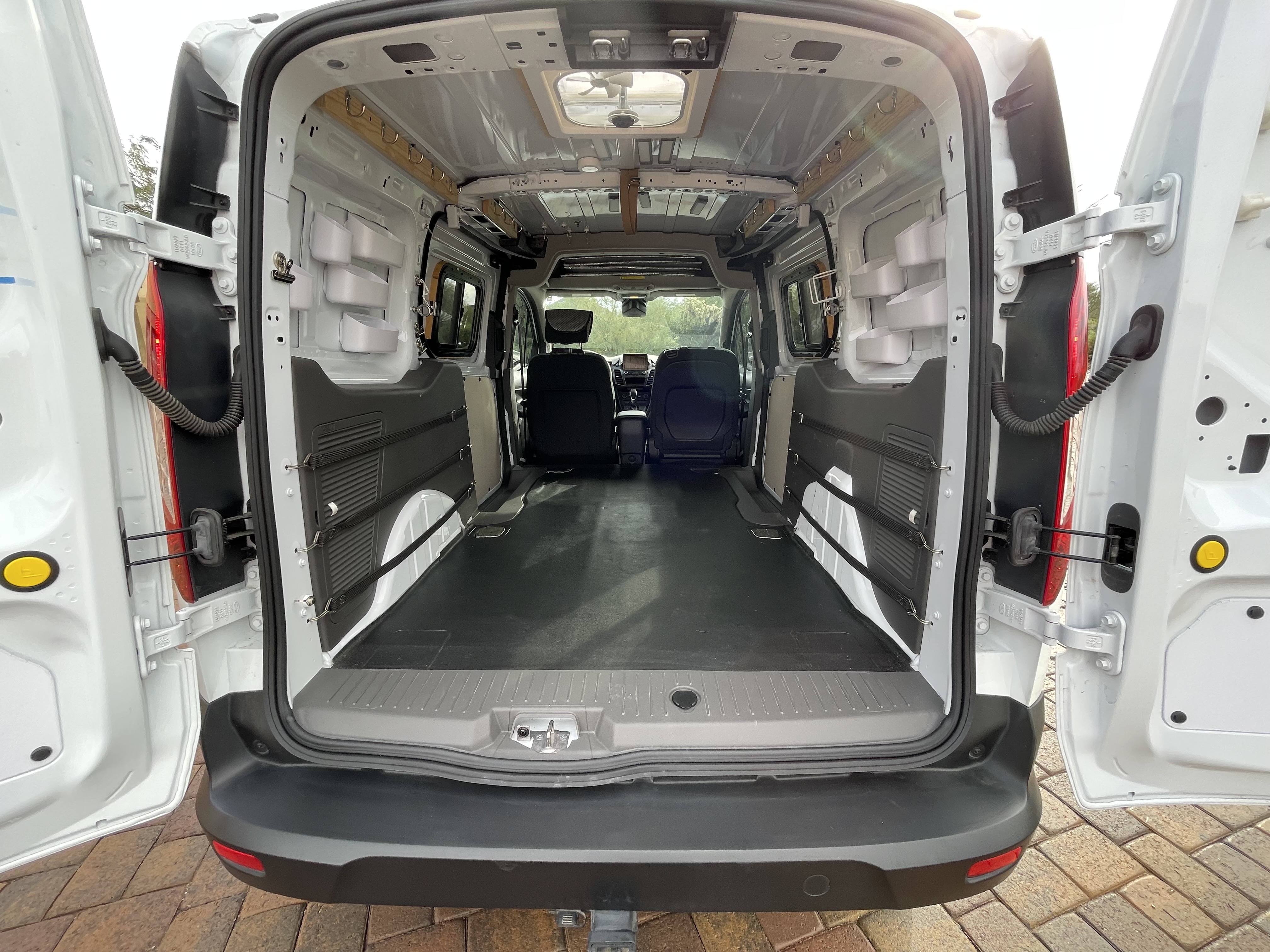 2023 Ford Transit Connect XLT