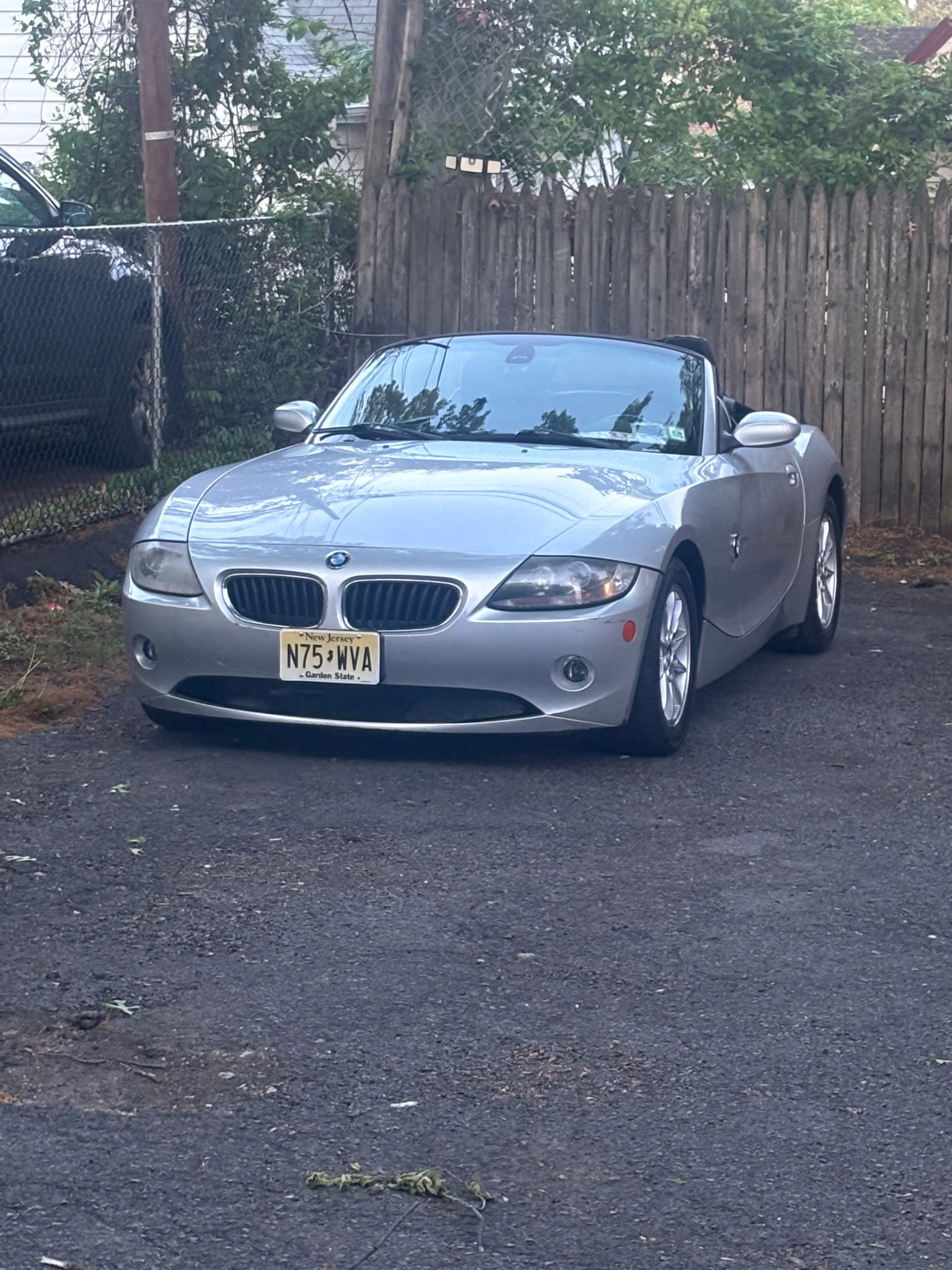 Used 2005 BMW Z4 2.5i