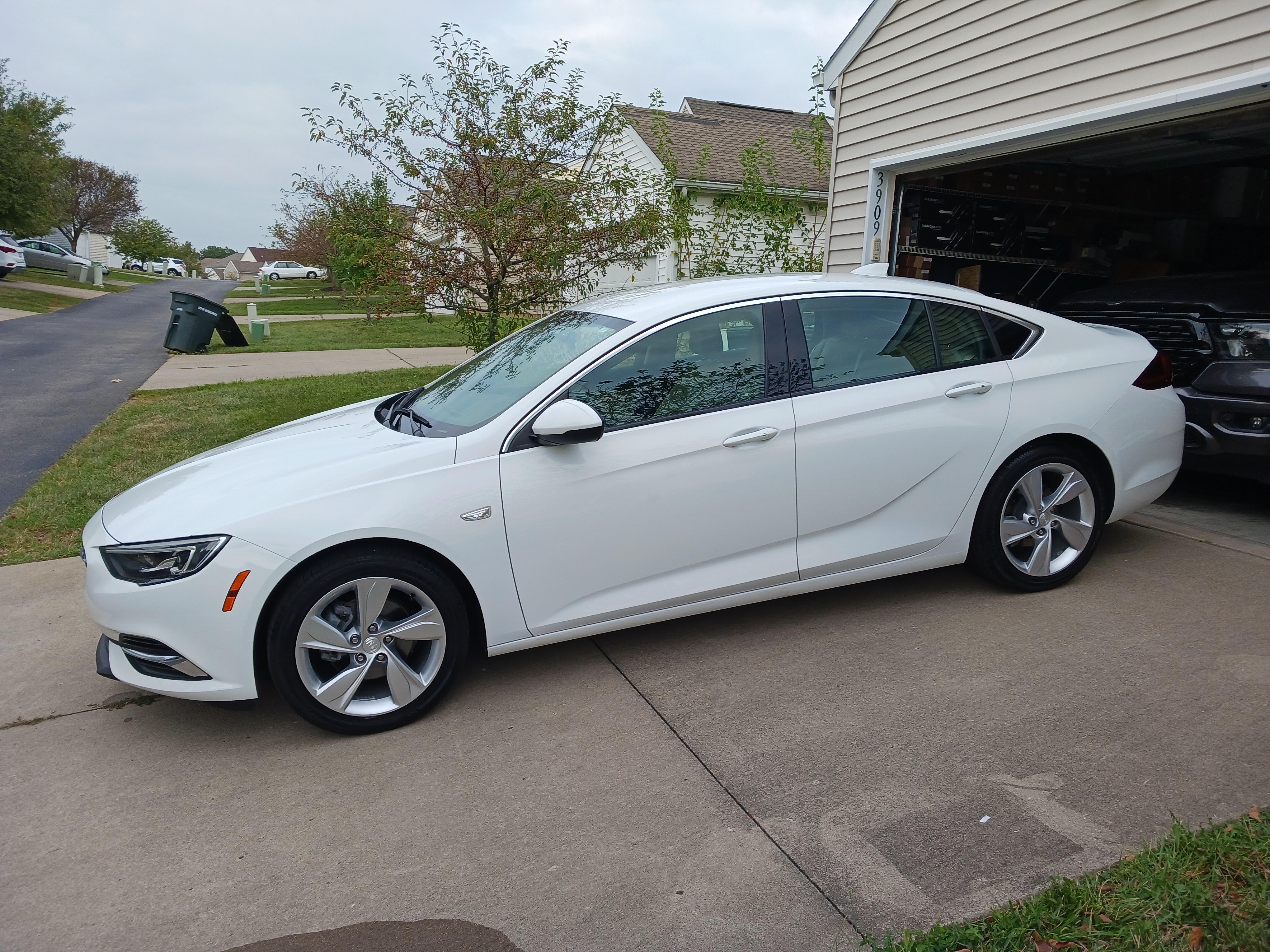 Used Buick Regal Preferred for Sale in Columbus, IN (Test Drive at Home) -  Kelley Blue Book
