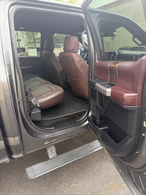 2015 Ford F150 Platinum