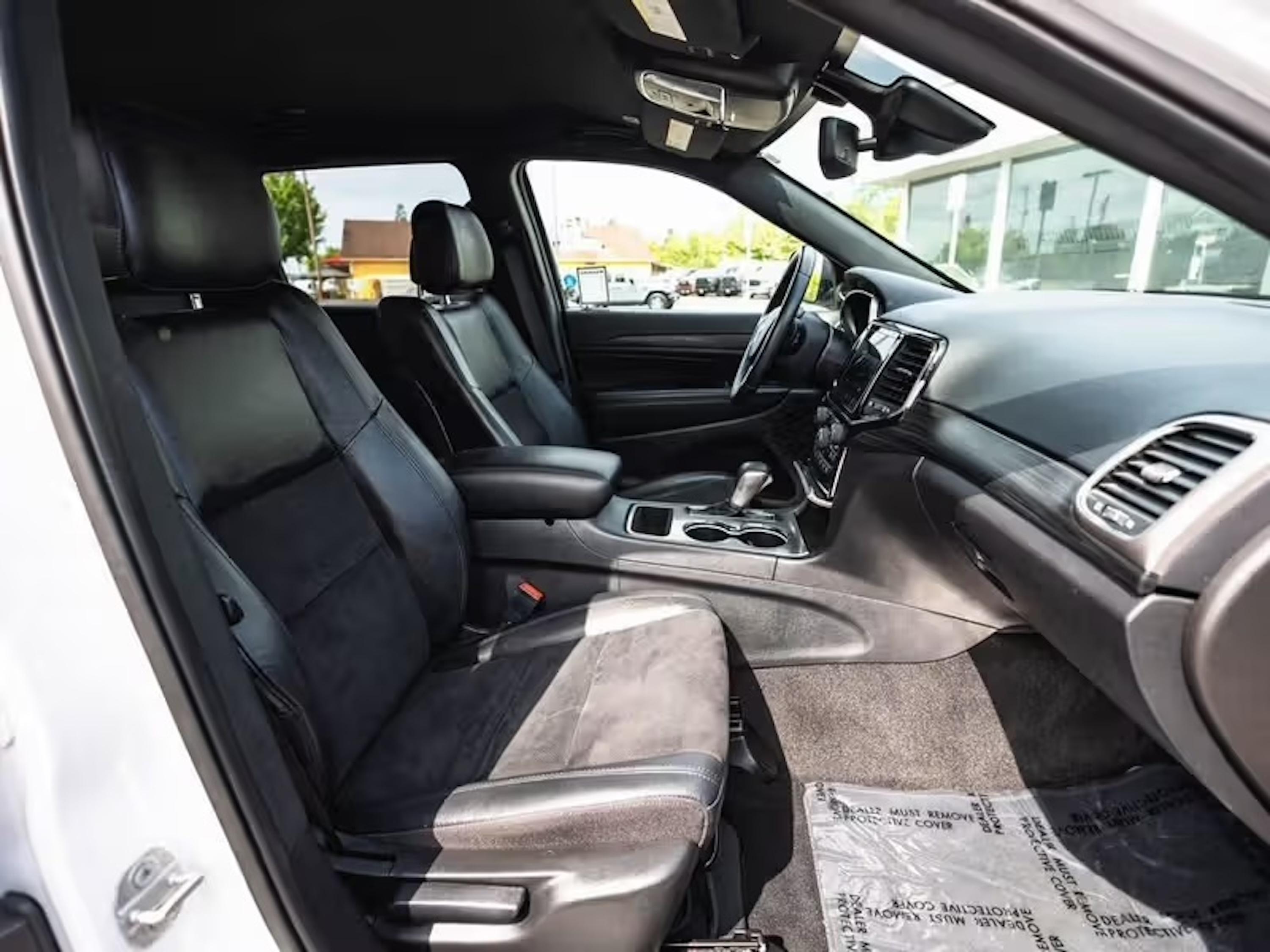 2022 Jeep Grand Cherokee Laredo X