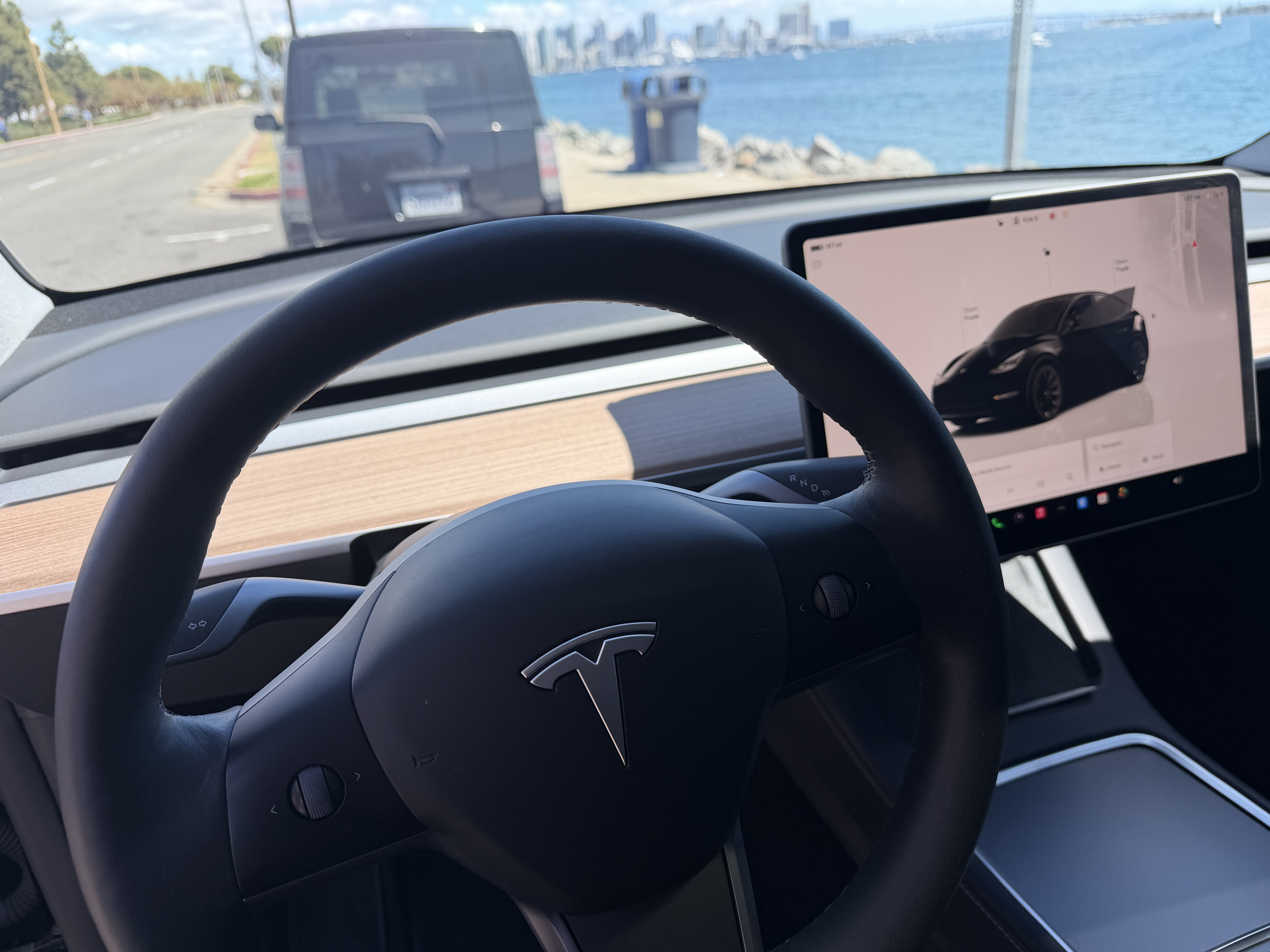 2025 Tesla Model Y Long Range