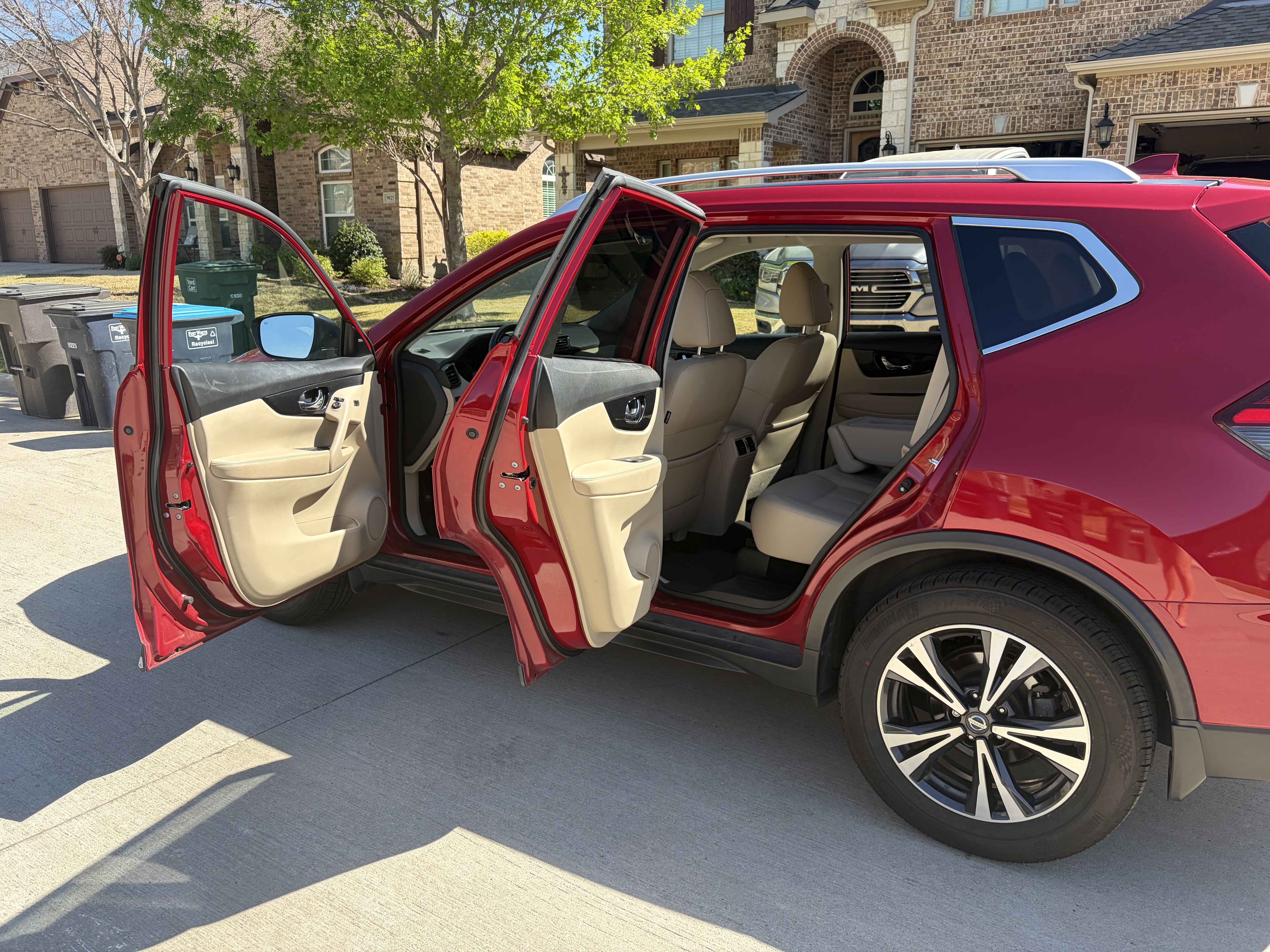 2017 Nissan Rogue SL