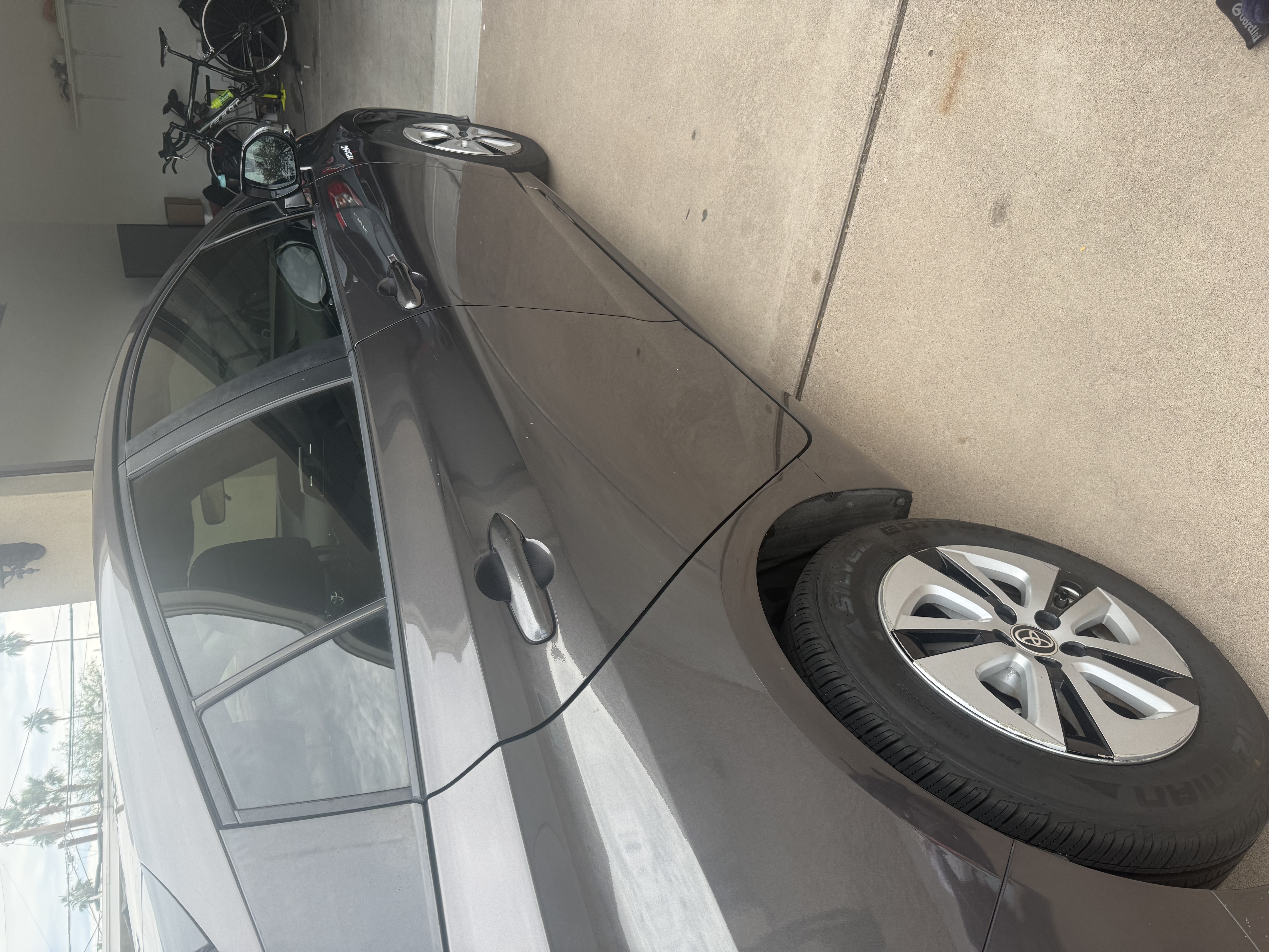 2016 Toyota Prius Three