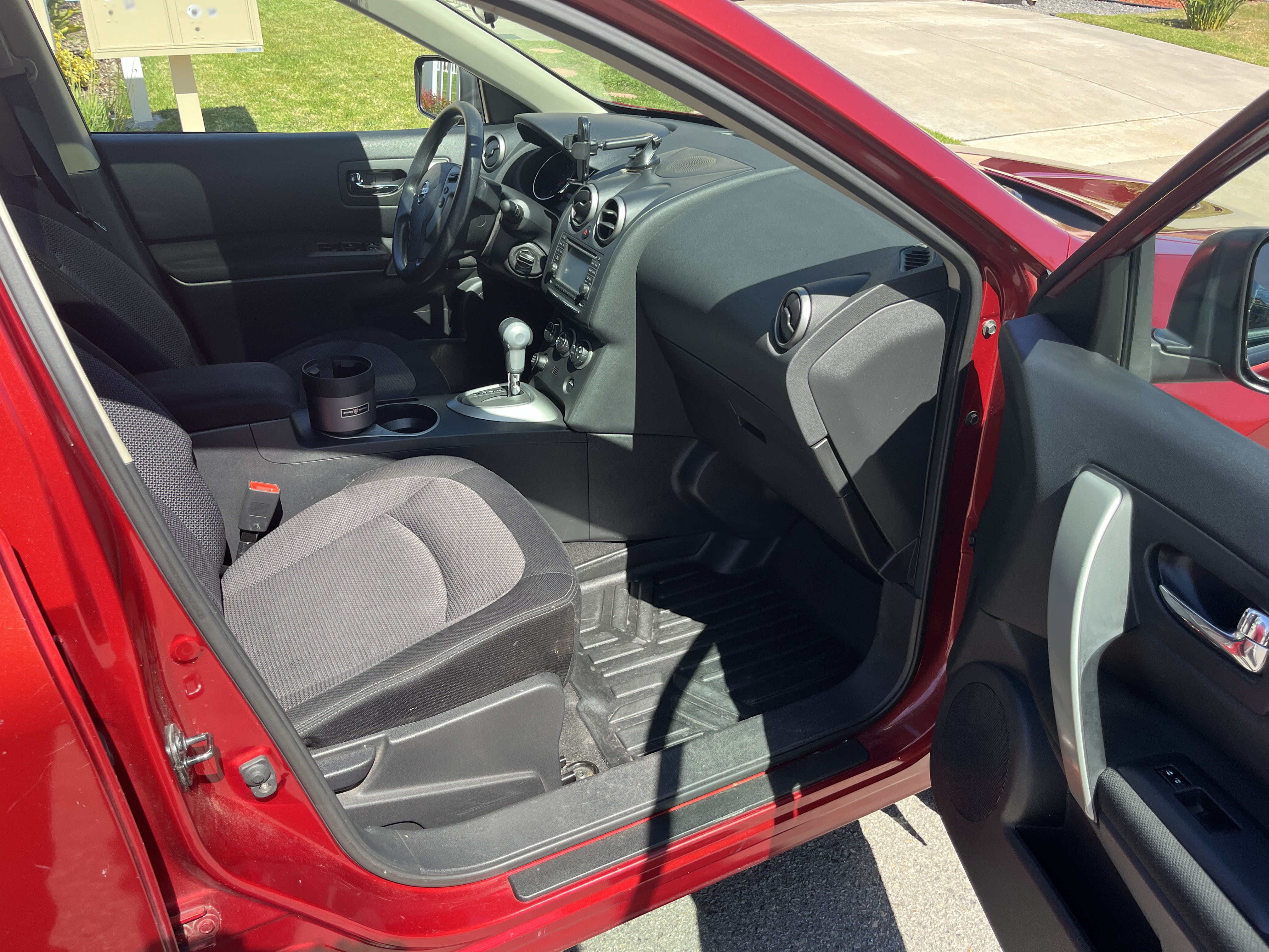 2011 Nissan Rogue SV