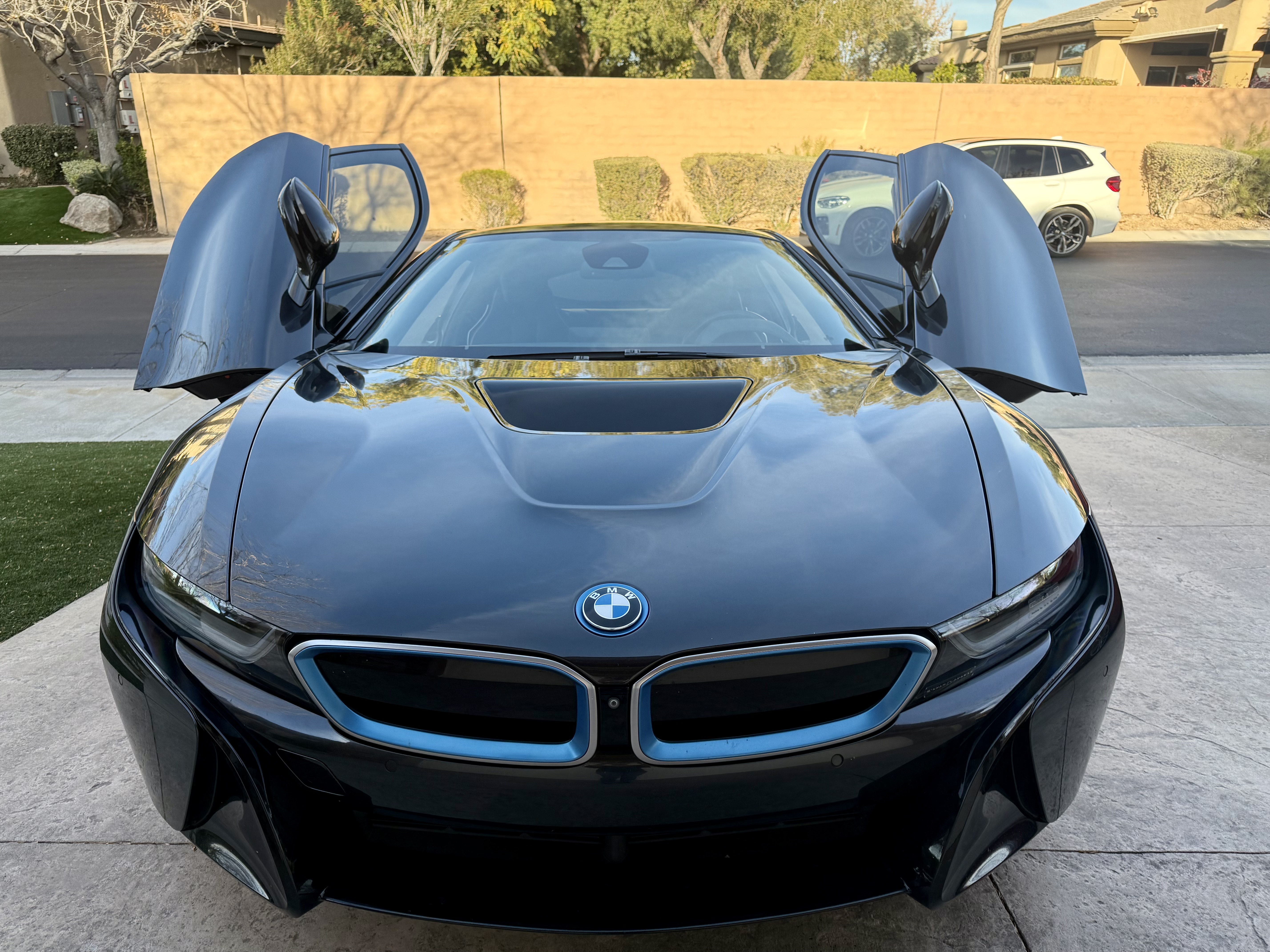 Used 2016 BMW i8
