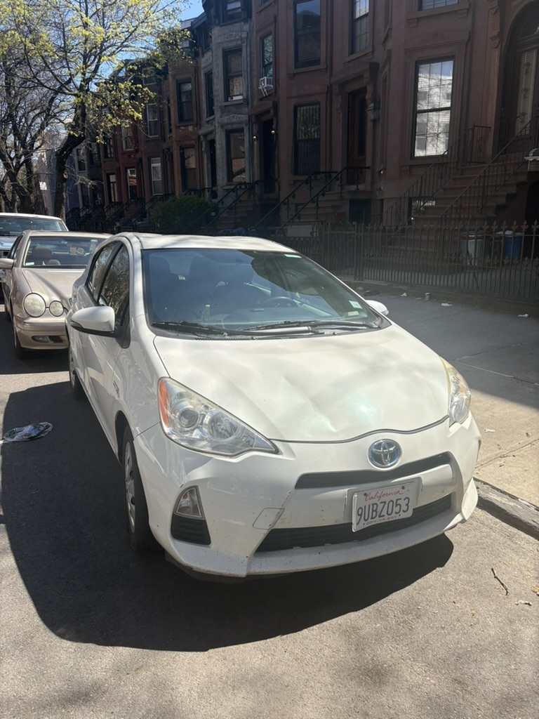 2014 Toyota Prius C Two