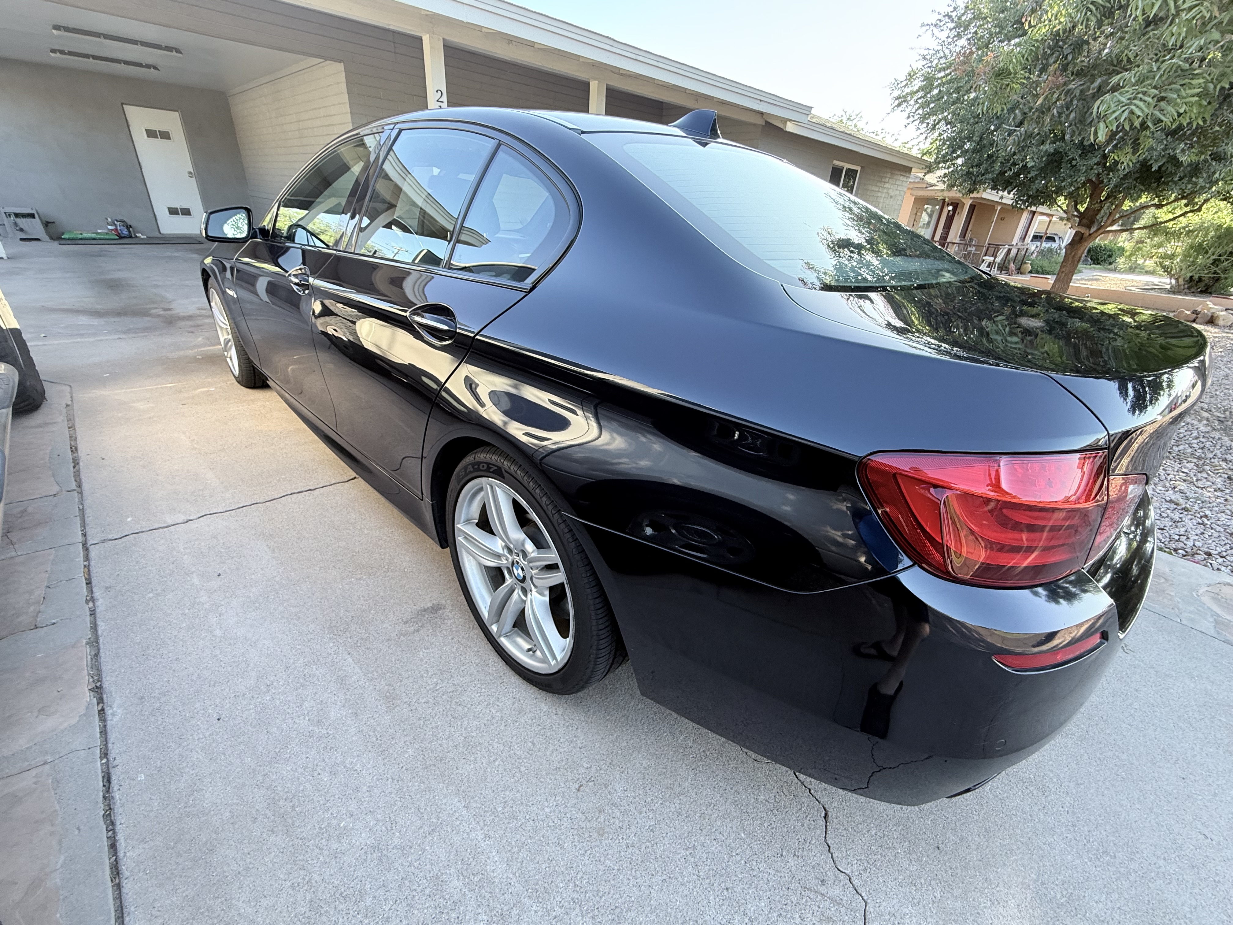 2013 BMW 550i Sedan