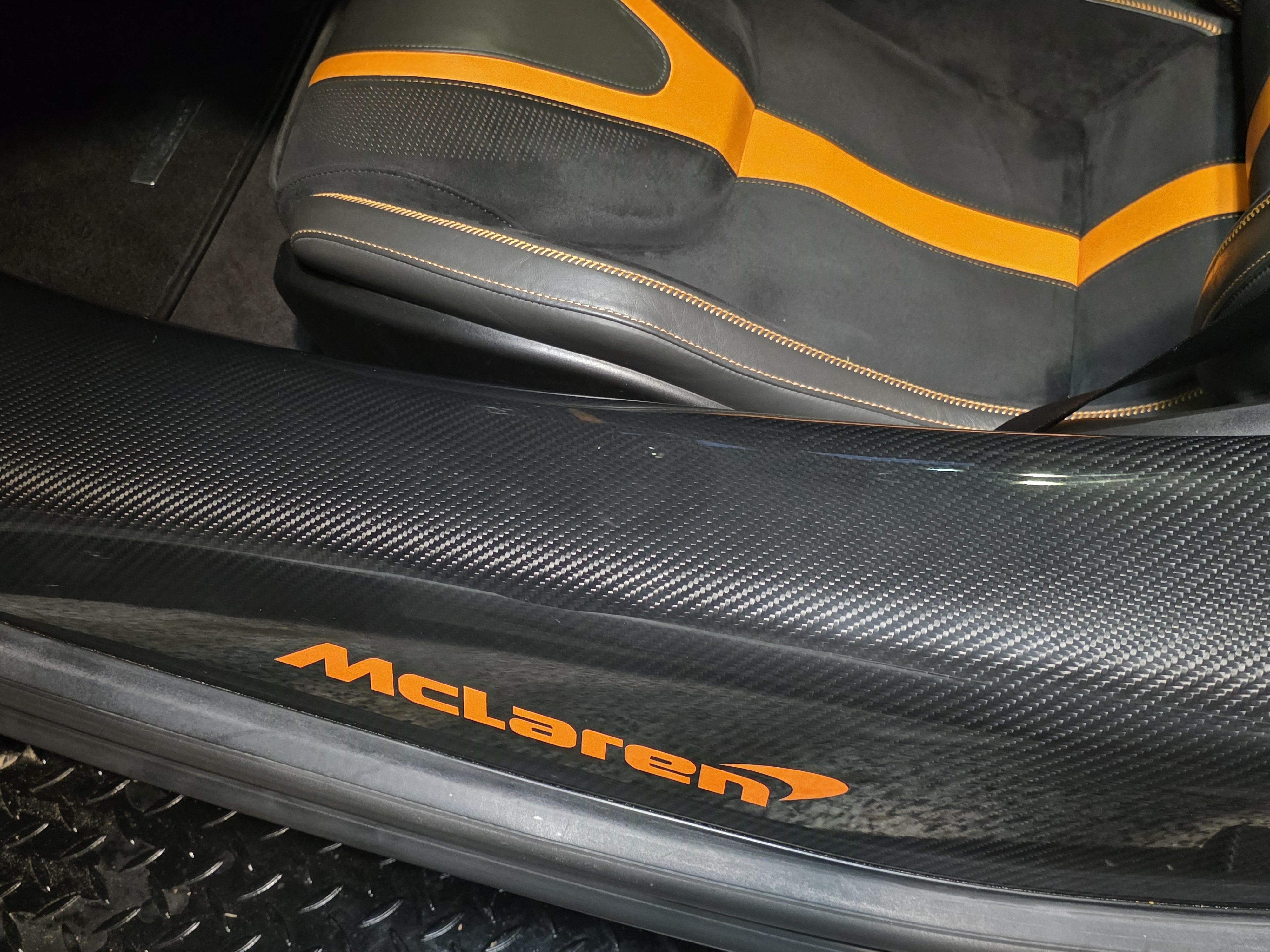Used 2020 McLaren 720S Spider photo 6
