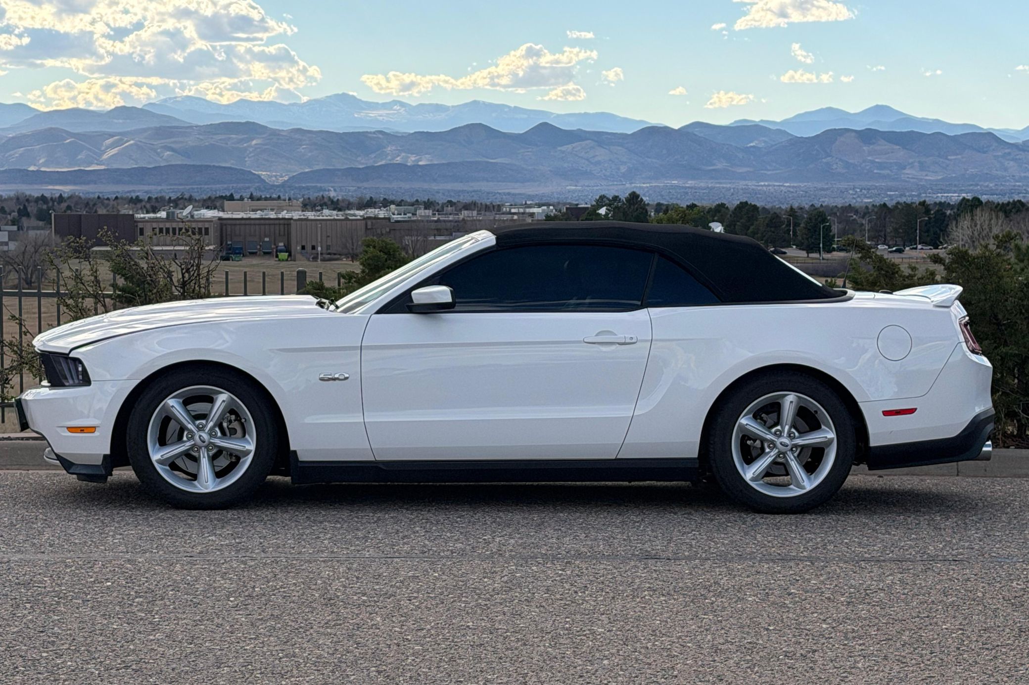 2011 Ford Mustang GT Premium