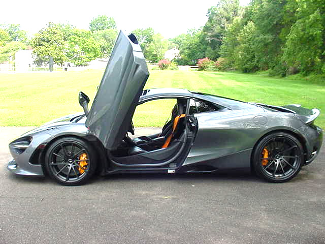 Used 2024 McLaren 750S Spider photo 5