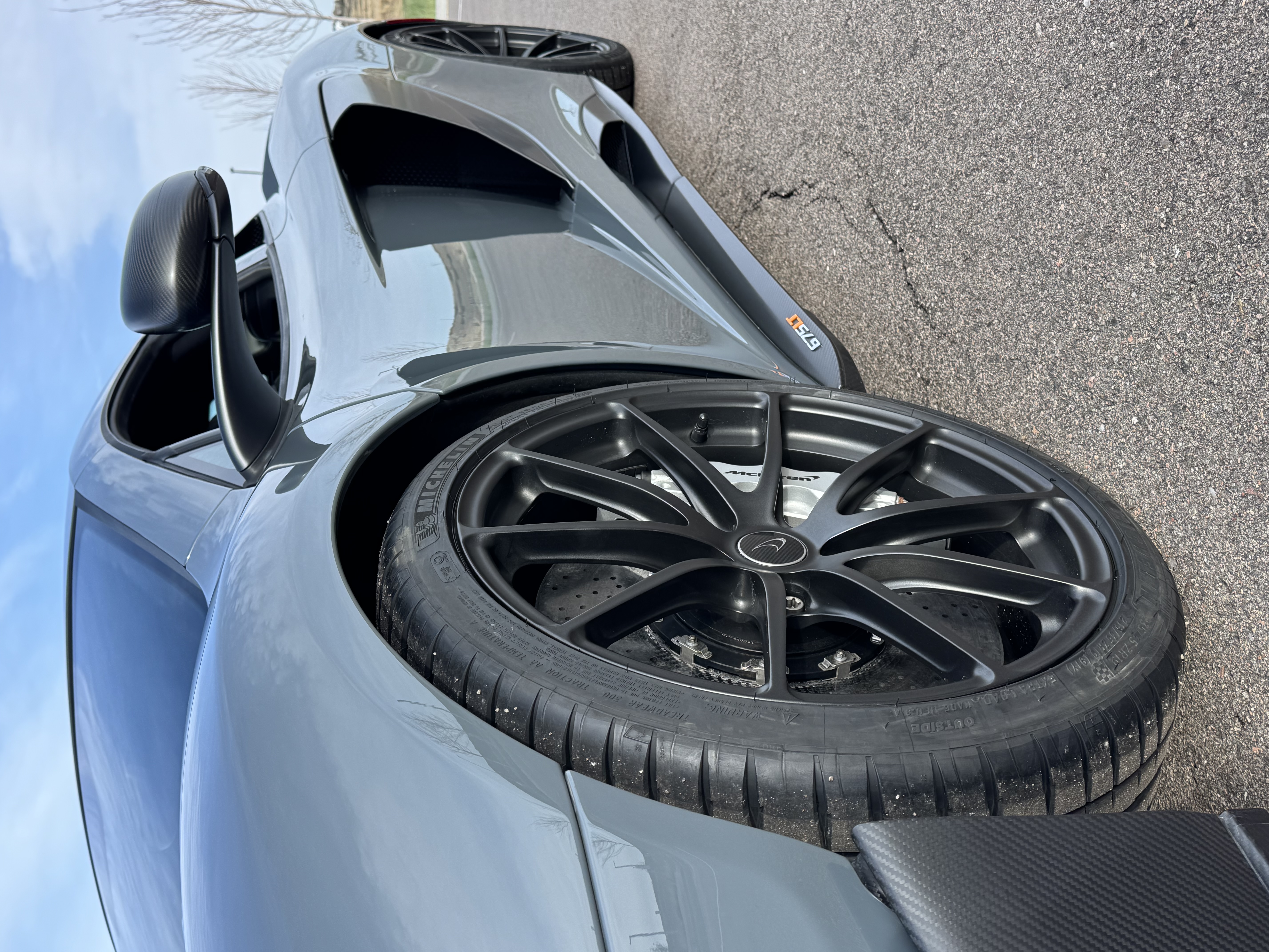 Used 2016 McLaren 675LT Coupe photo 11