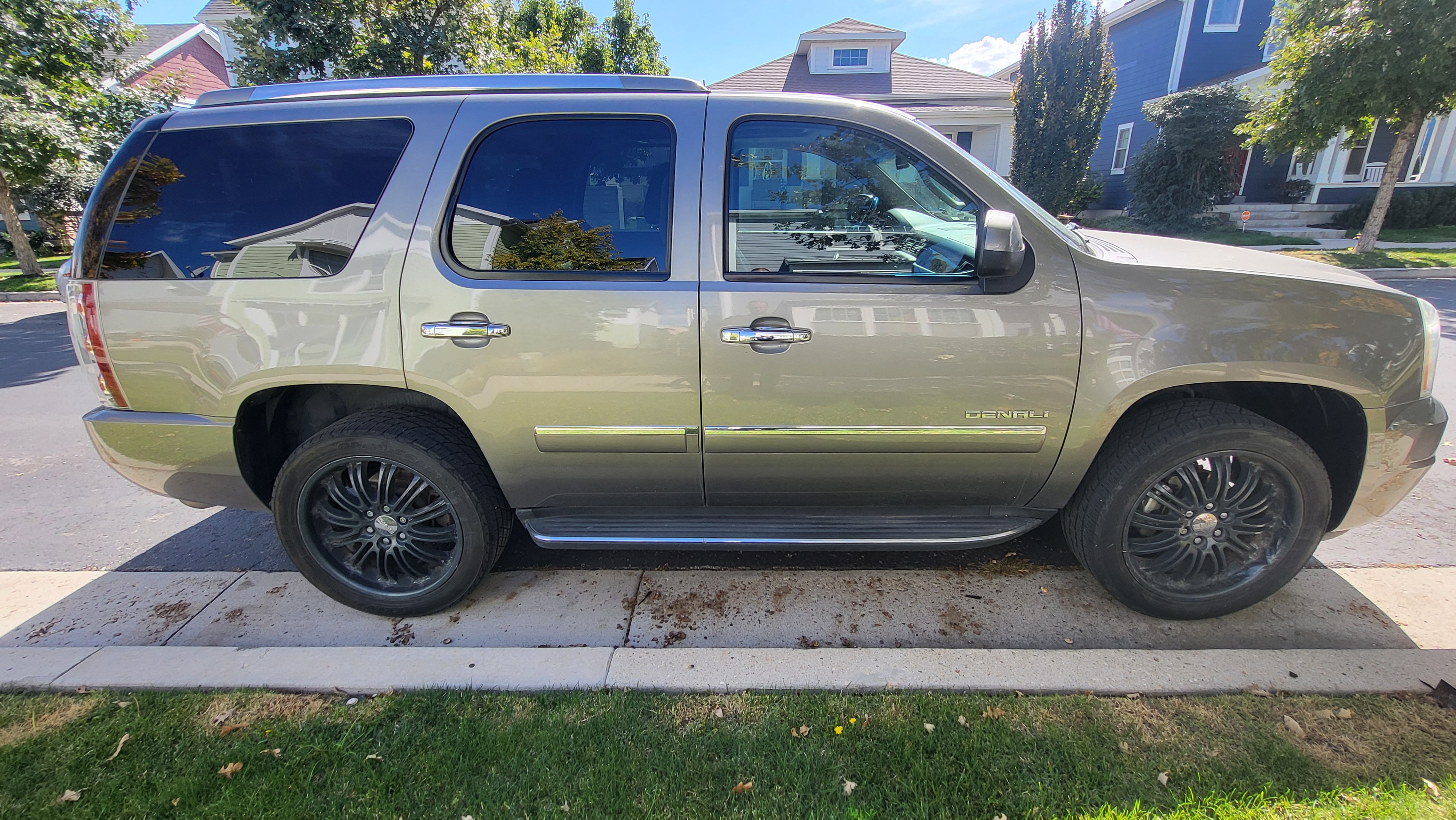 2012 GMC Yukon Denali