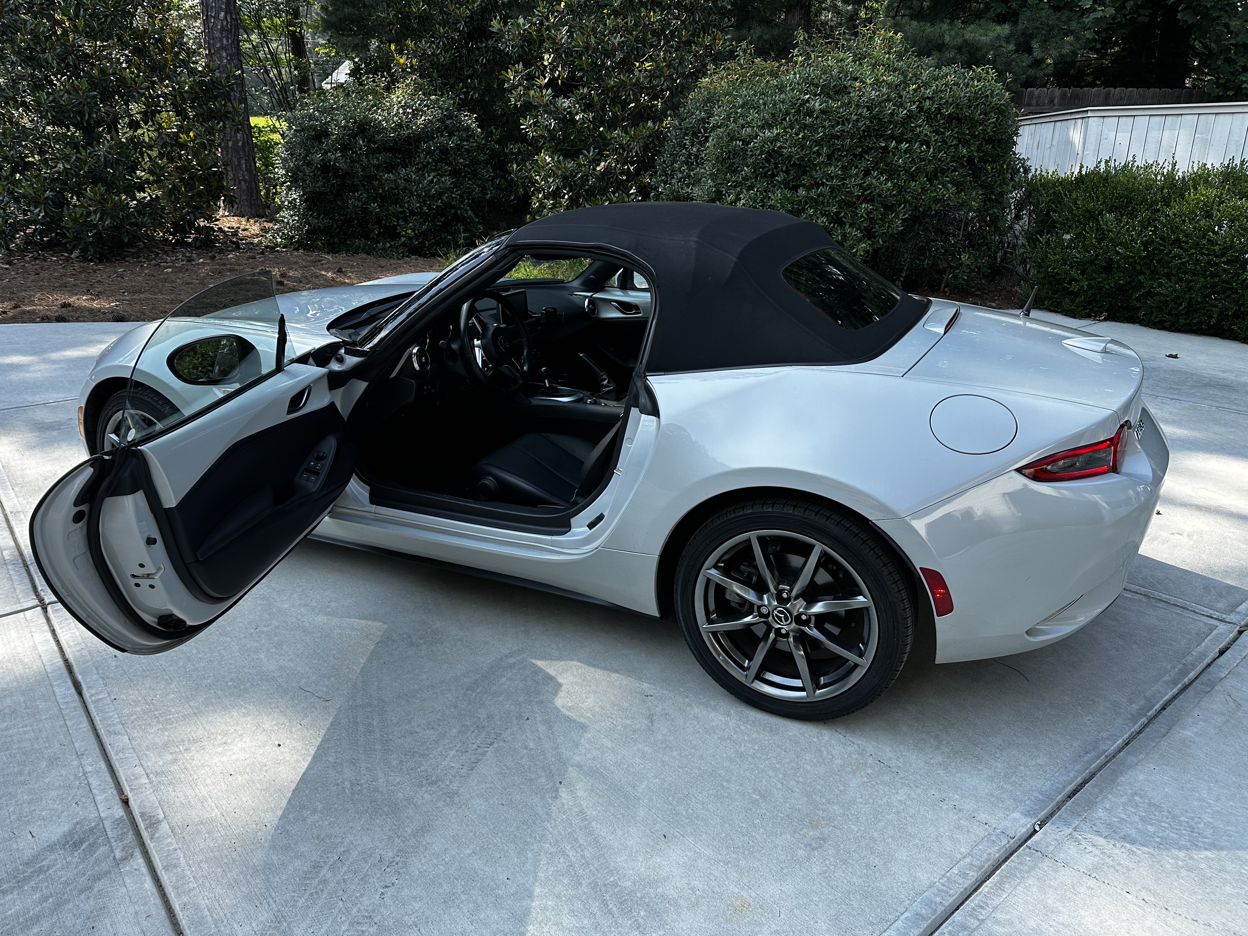 2016 MAZDA MX-5 Miata Grand Touring