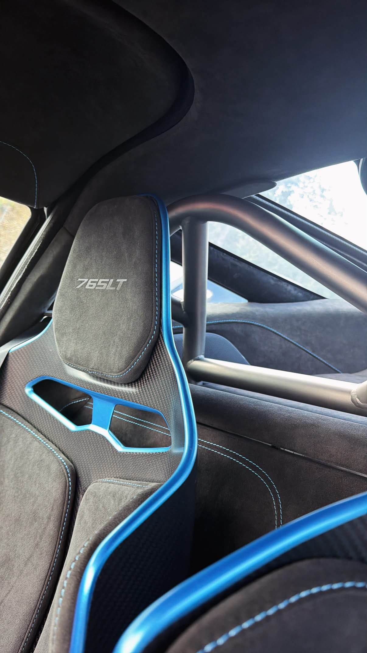 Used 2021 McLaren 765LT photo 25