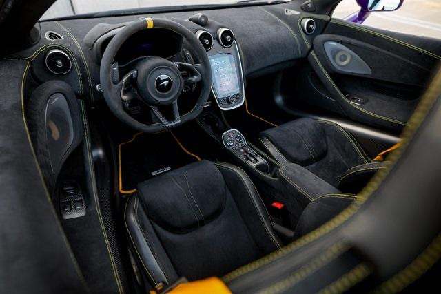 Used 2020 McLaren 600LT Spider photo 12