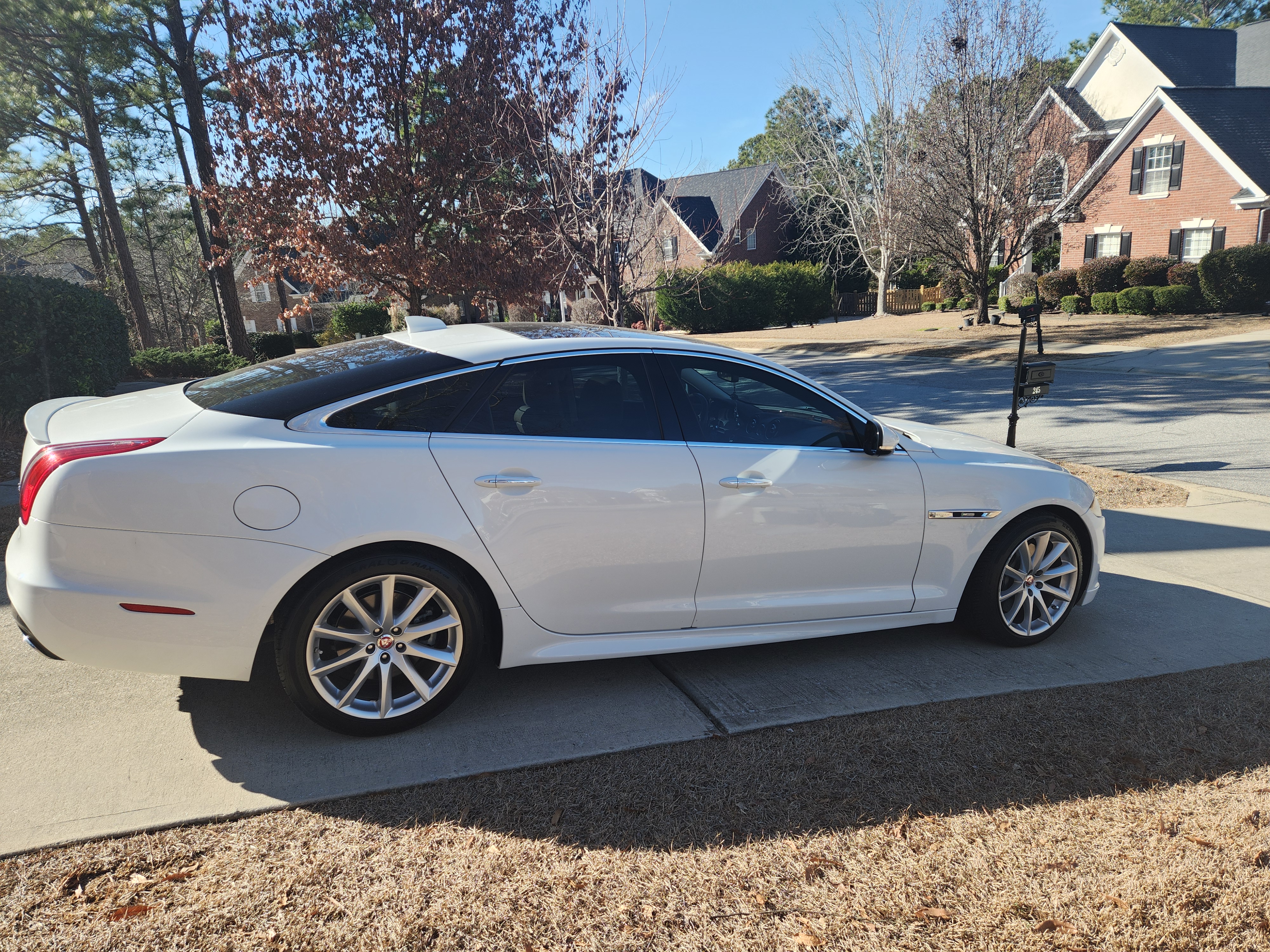 Used 2016 Jaguar XJ R-Sport