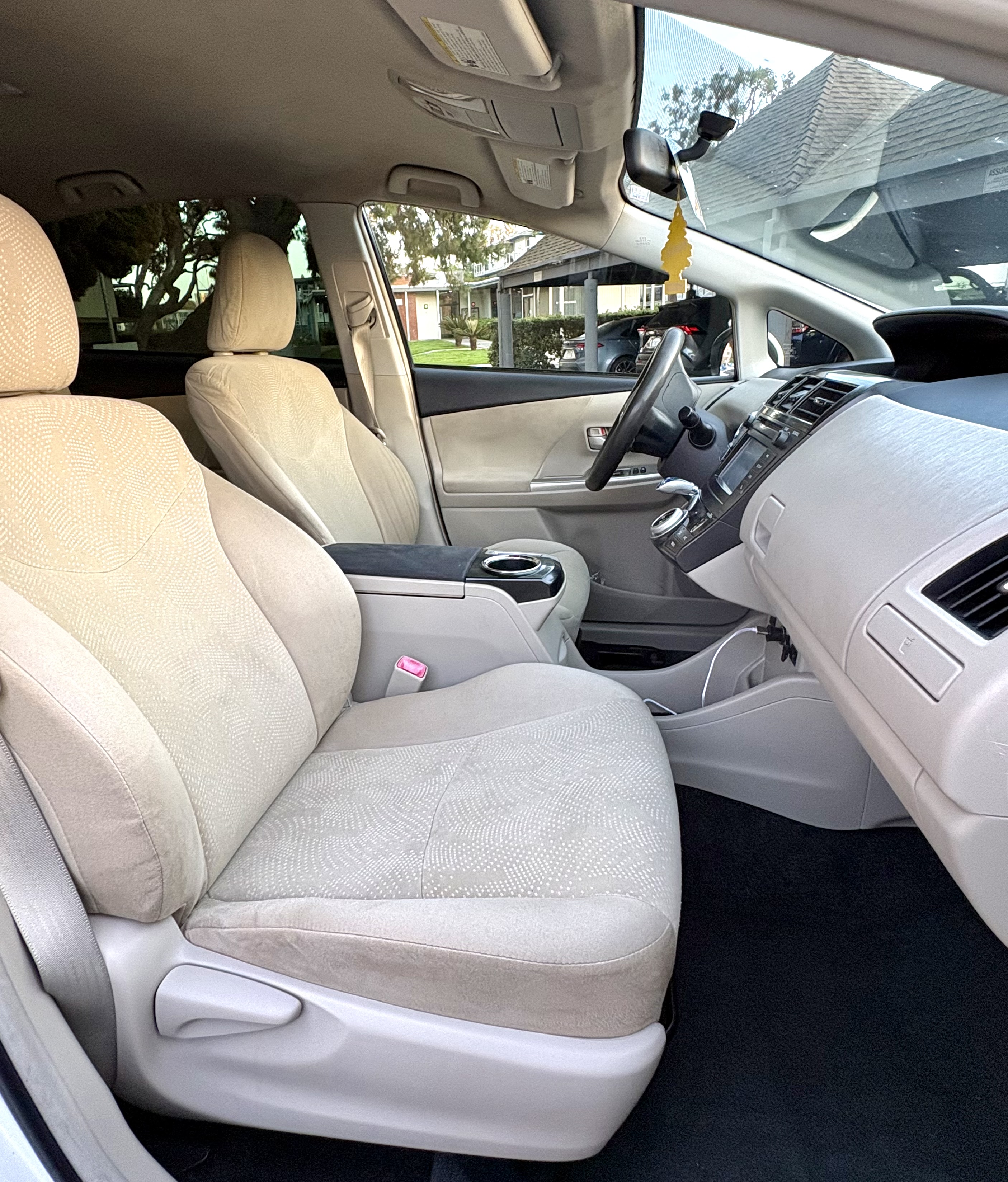 2014 Toyota Prius V Two