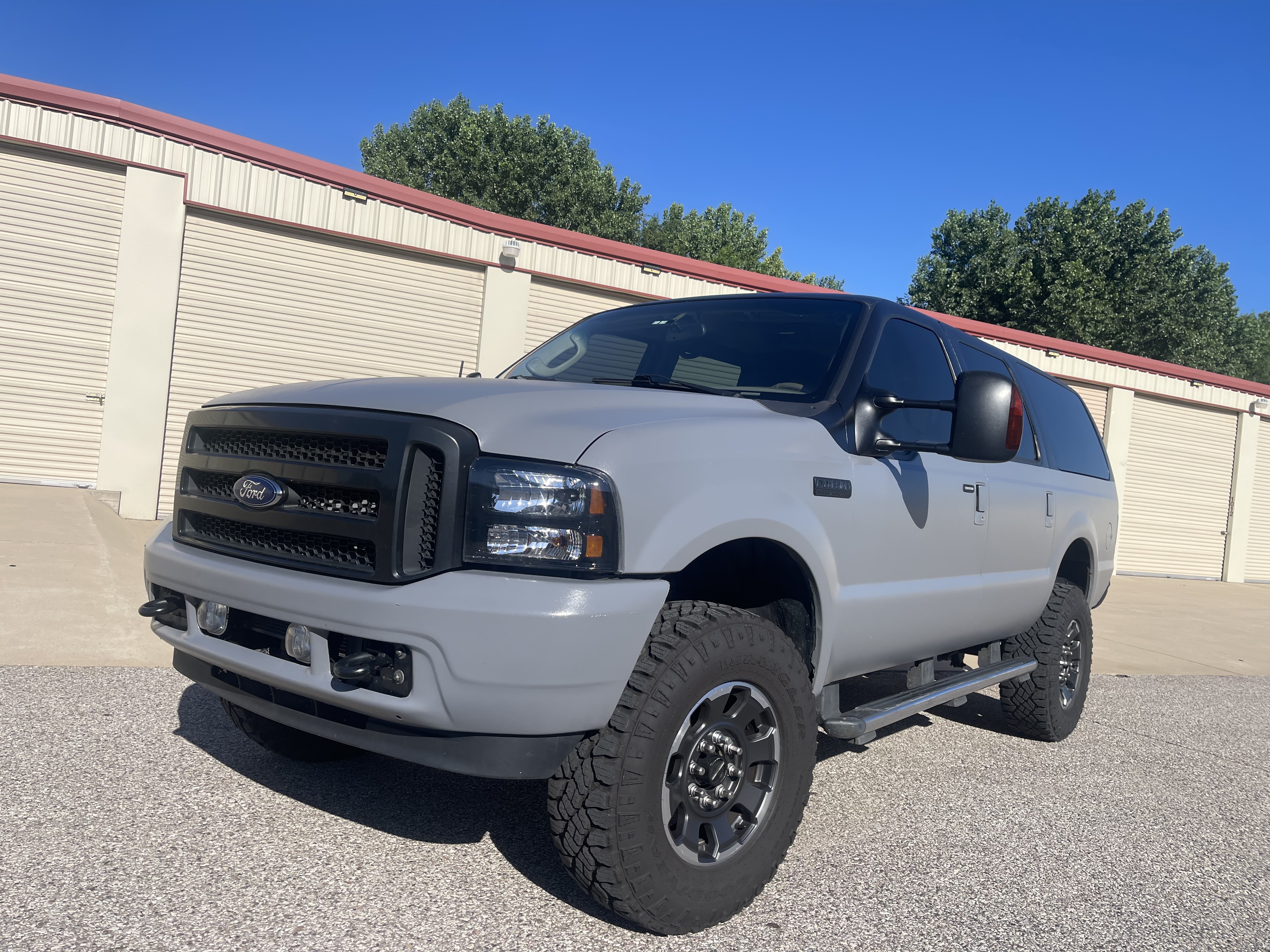 Used 2004 Ford Excursion Limited