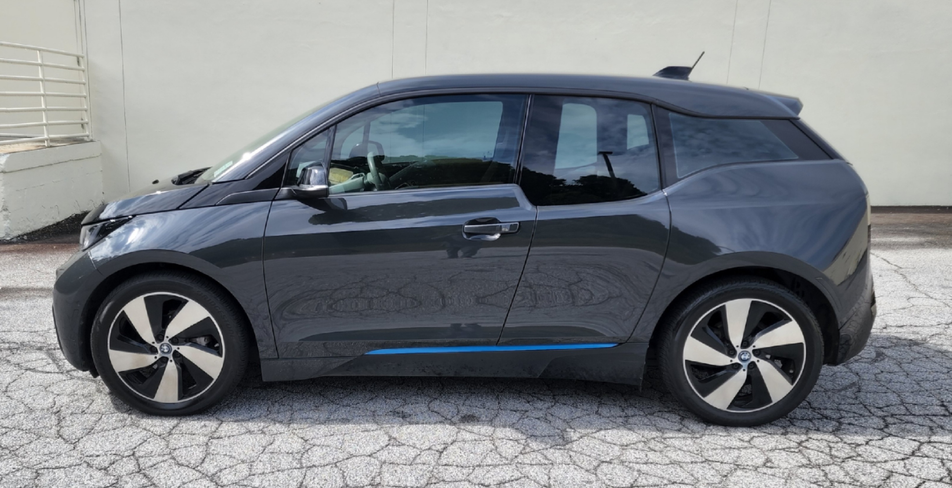 2015 BMW i3 w/ Range Extender