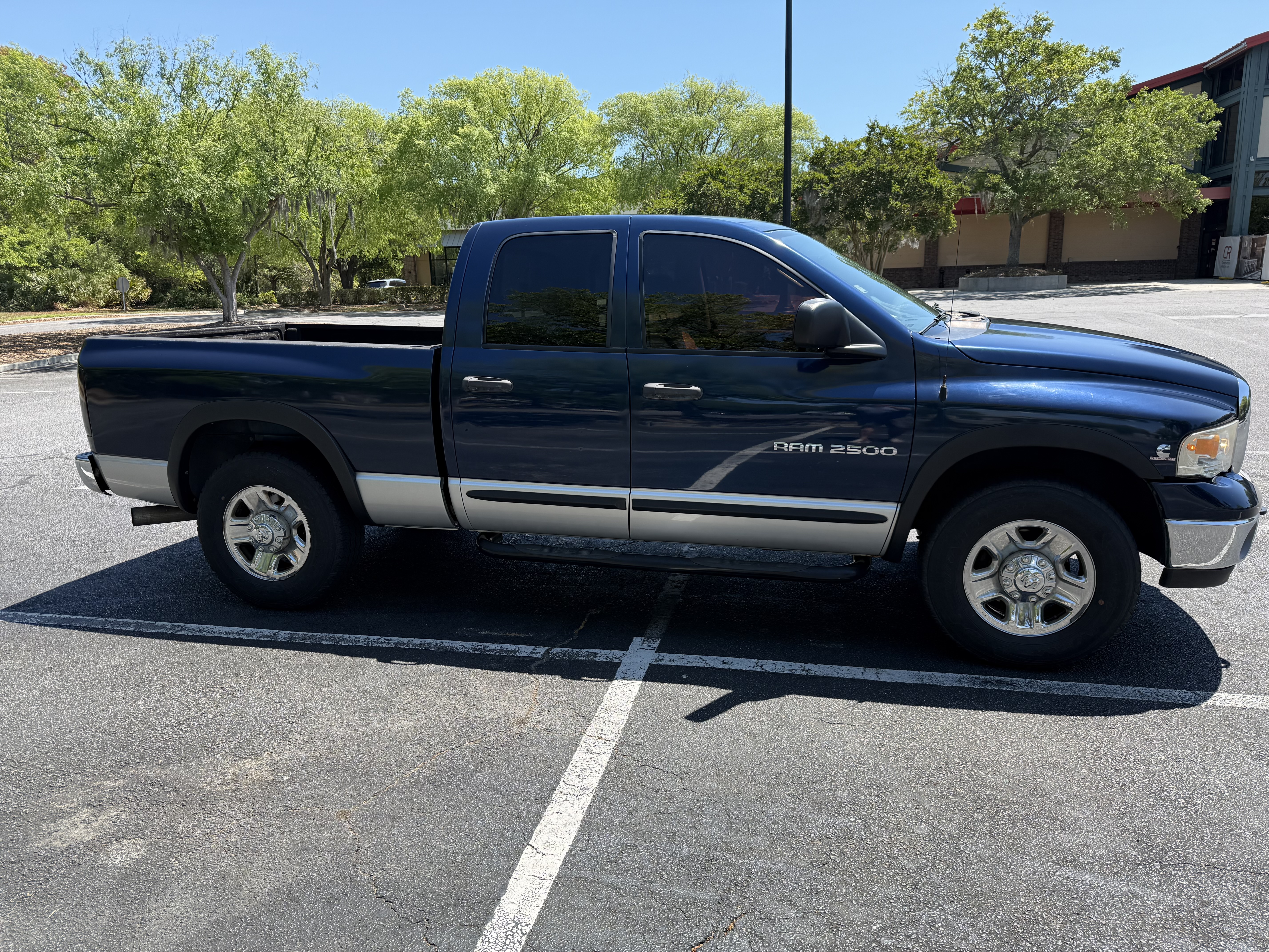 Used 2004 Dodge Ram 2500 Truck SLT w/ Trailer Tow Group