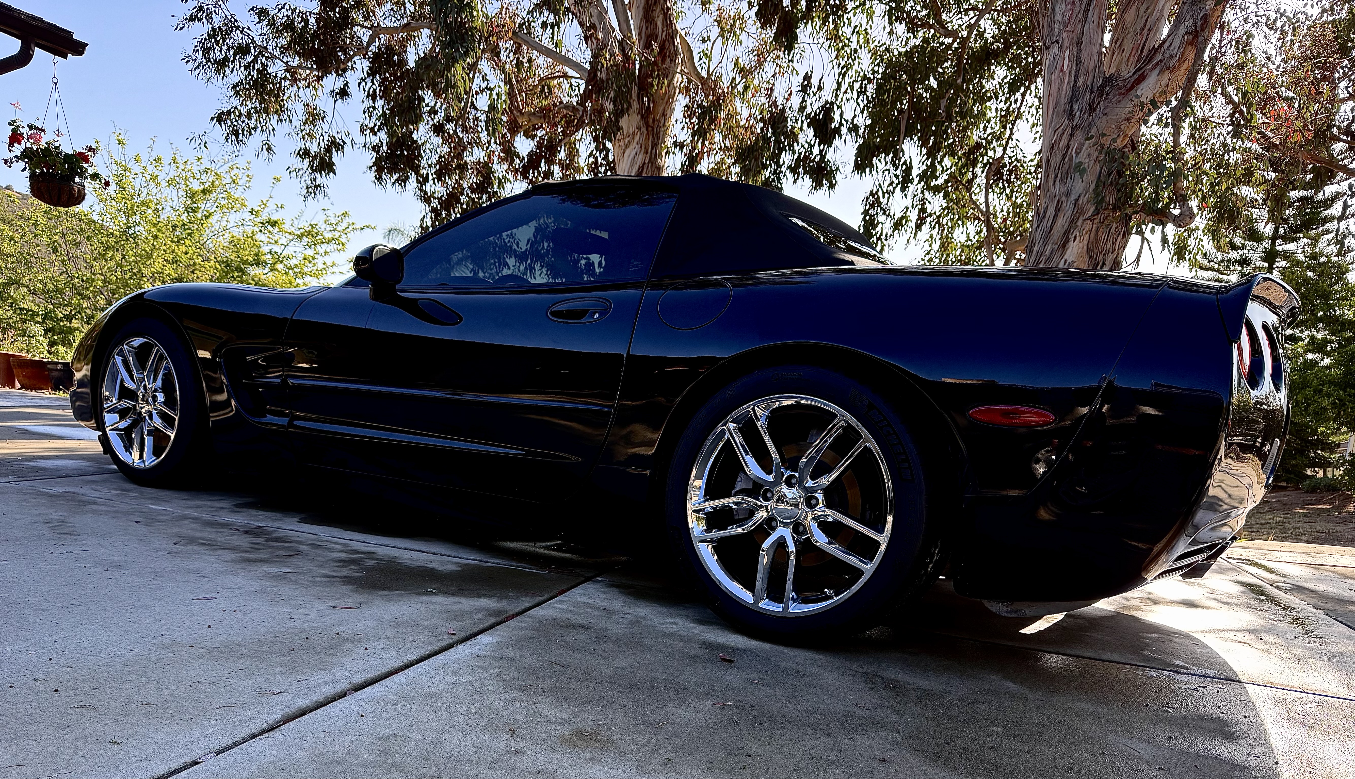 Used 2002 Chevrolet Corvette Convertible w/ Preferred Equipment Group2