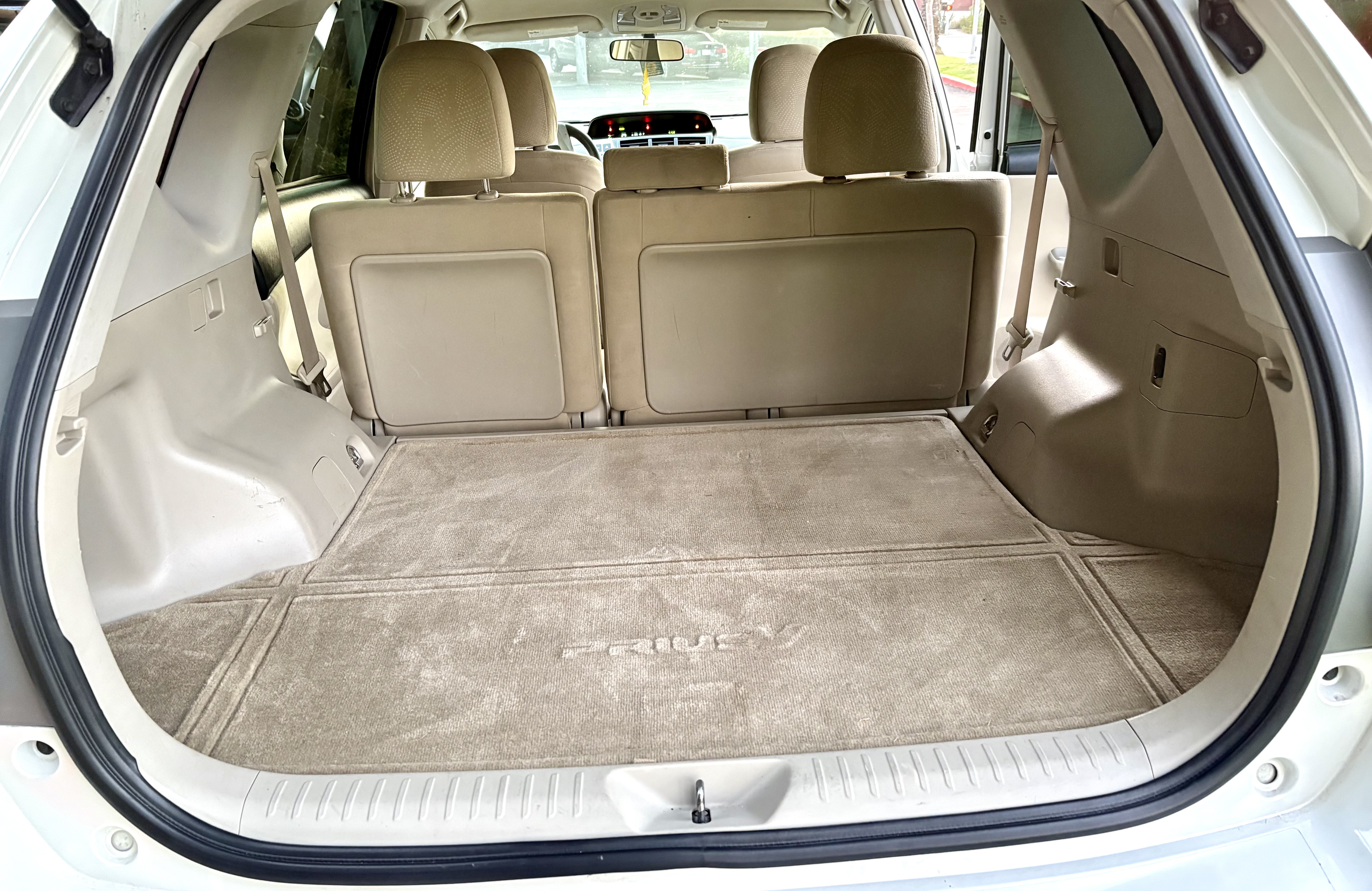 2014 Toyota Prius V Two