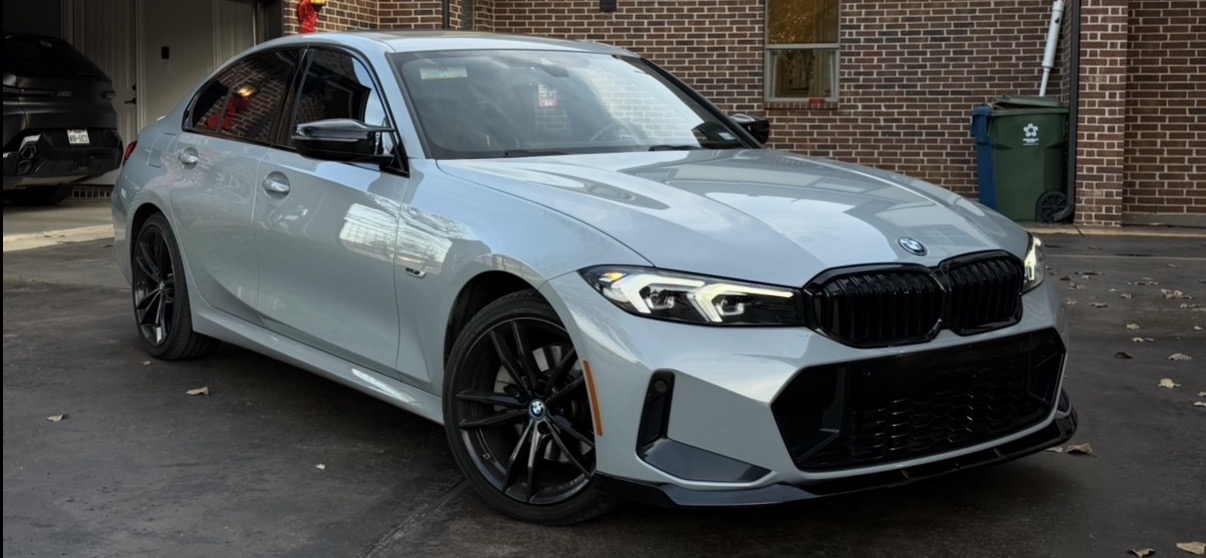 2023 BMW 3 Series 330e
