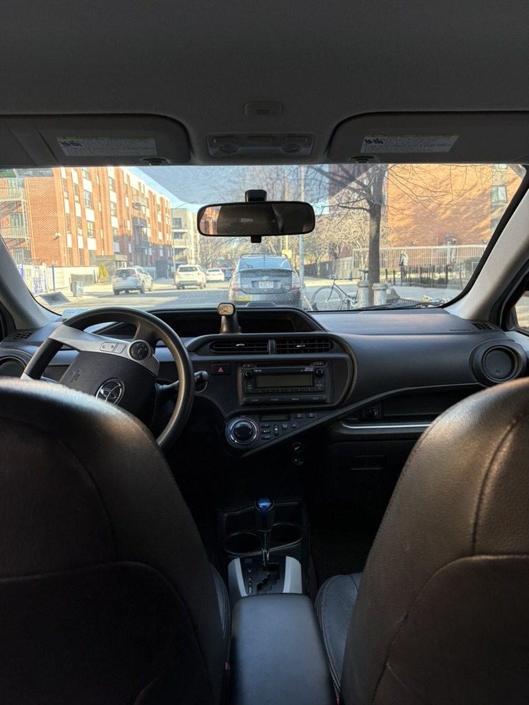 2014 Toyota Prius C Two