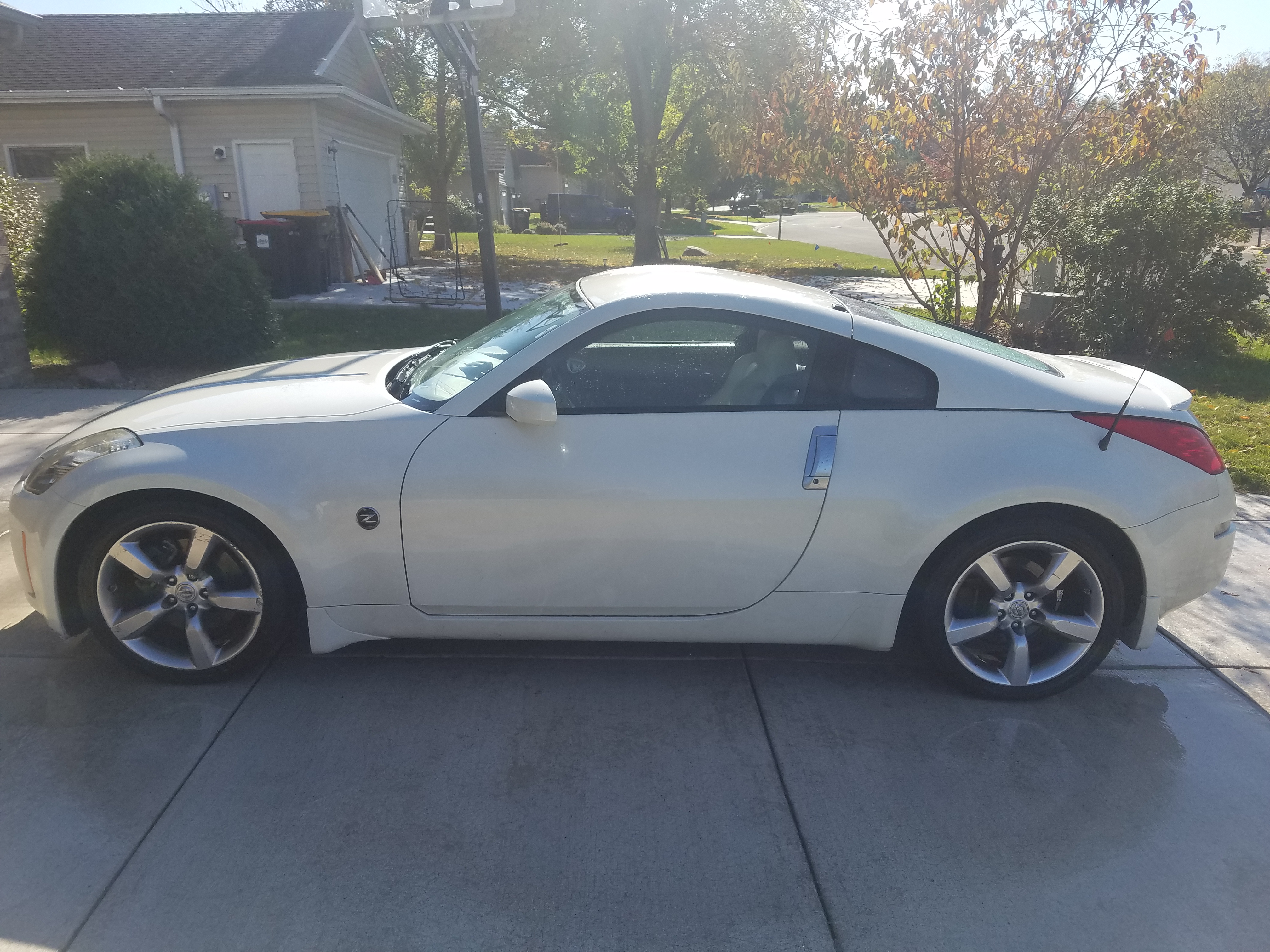 Used 2006 Nissan 350Z Touring w/ (N93) Cargo Convenience Pkg