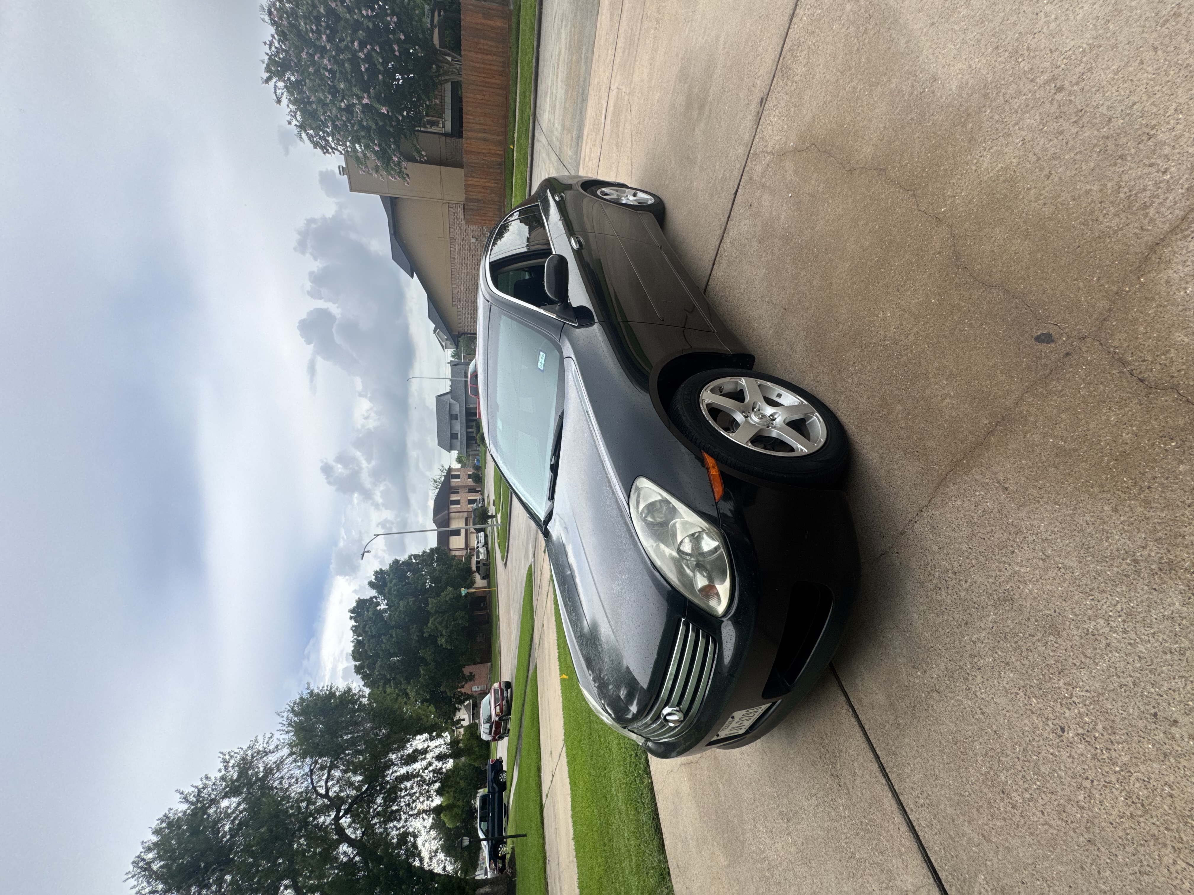 Infiniti G35 2004 photo 2