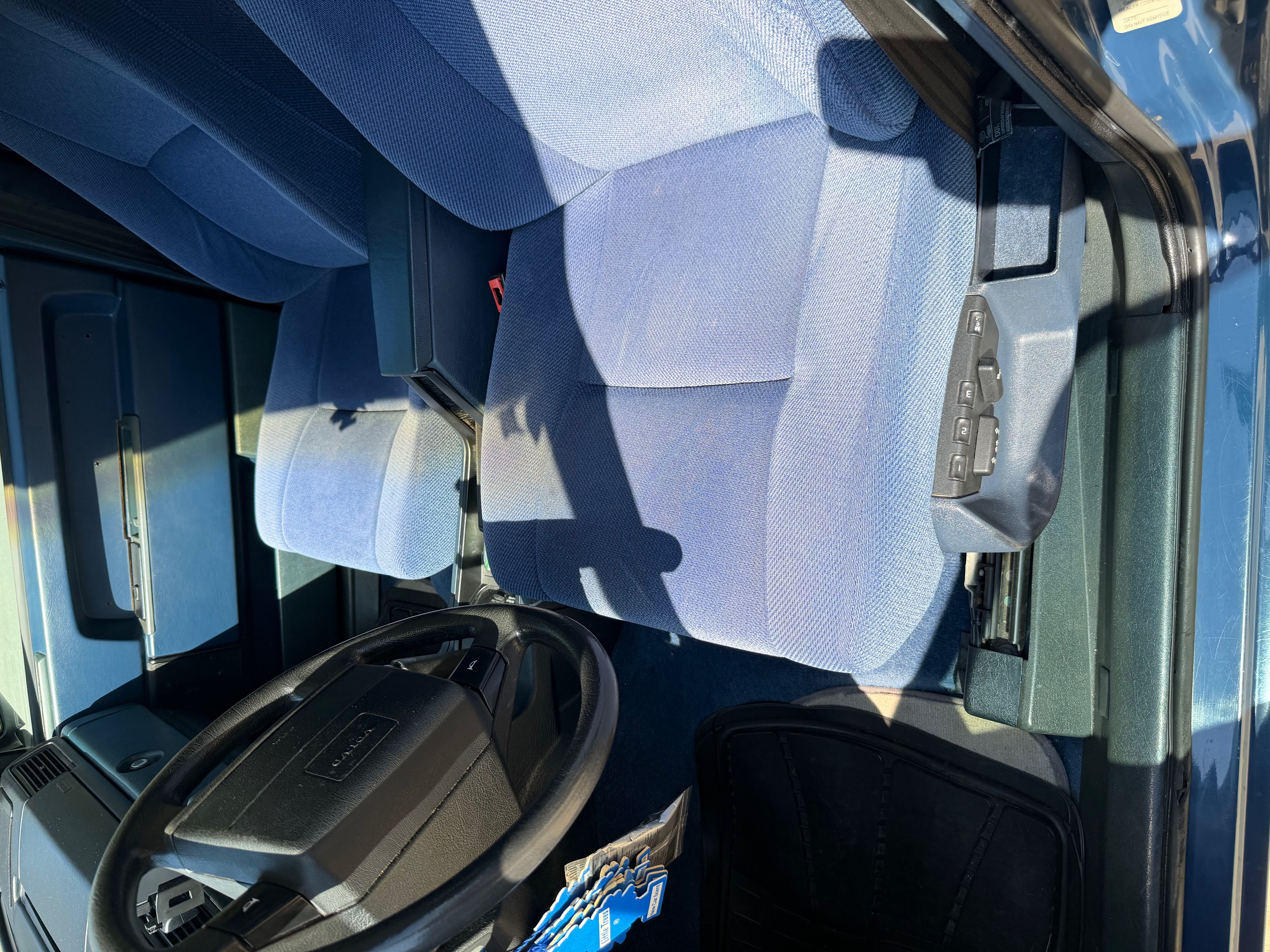 1994 Volvo 940 Sedan